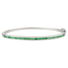 Silvorra Square Cut Natural Emerald Sleek Cuff Armreif aus 925 Silber