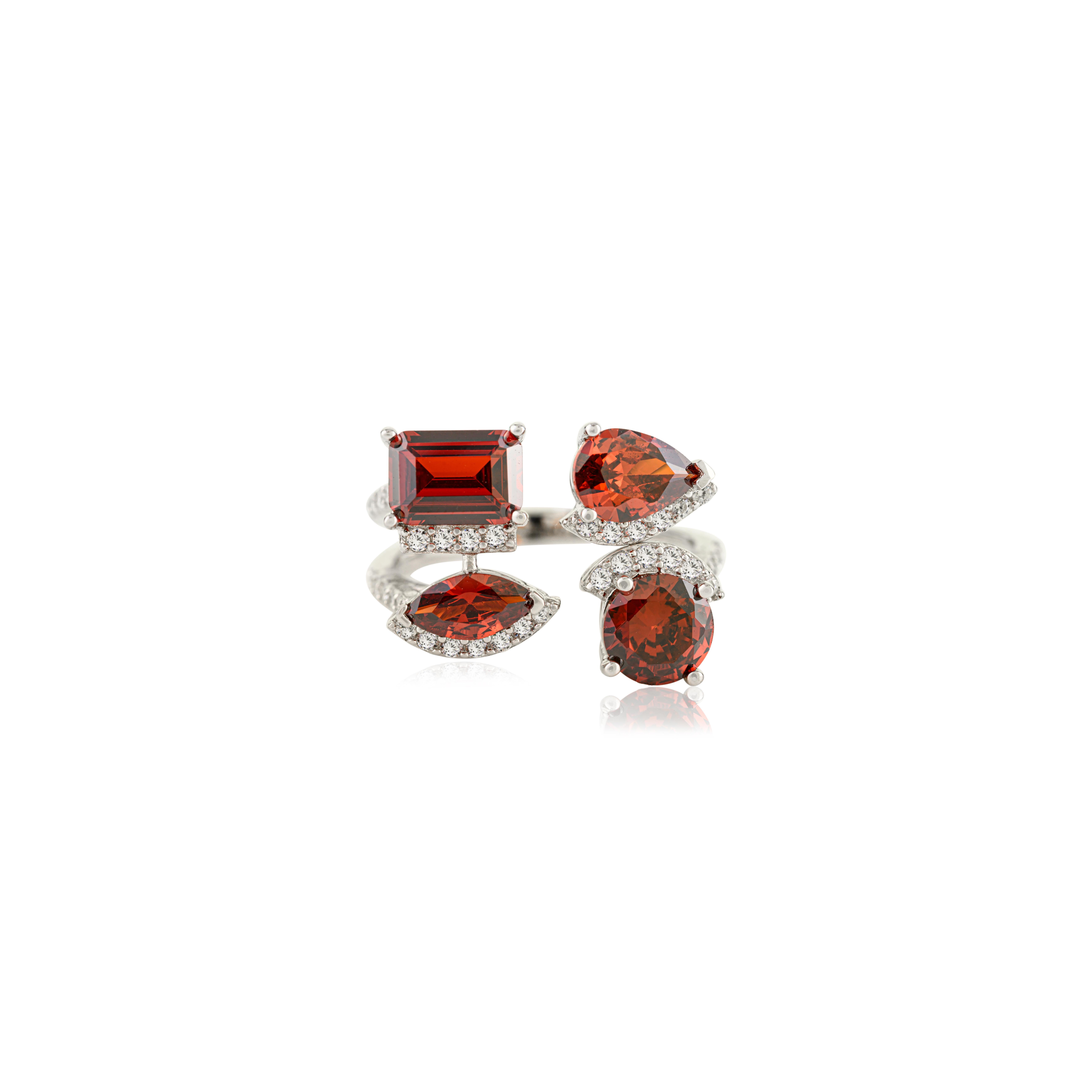 in vendita:  Silvorra Dichiarazione Zircone Rosso e Bianco Anello Bypass a raggiera in argento 925 Regalo di nozze 7