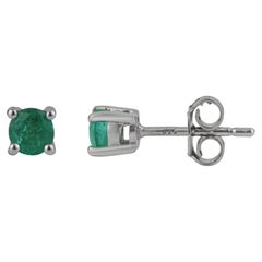 Silvorra Sterling Silber Runde Smaragd Ohrstecker feinen Mai Birthstone Schmuck