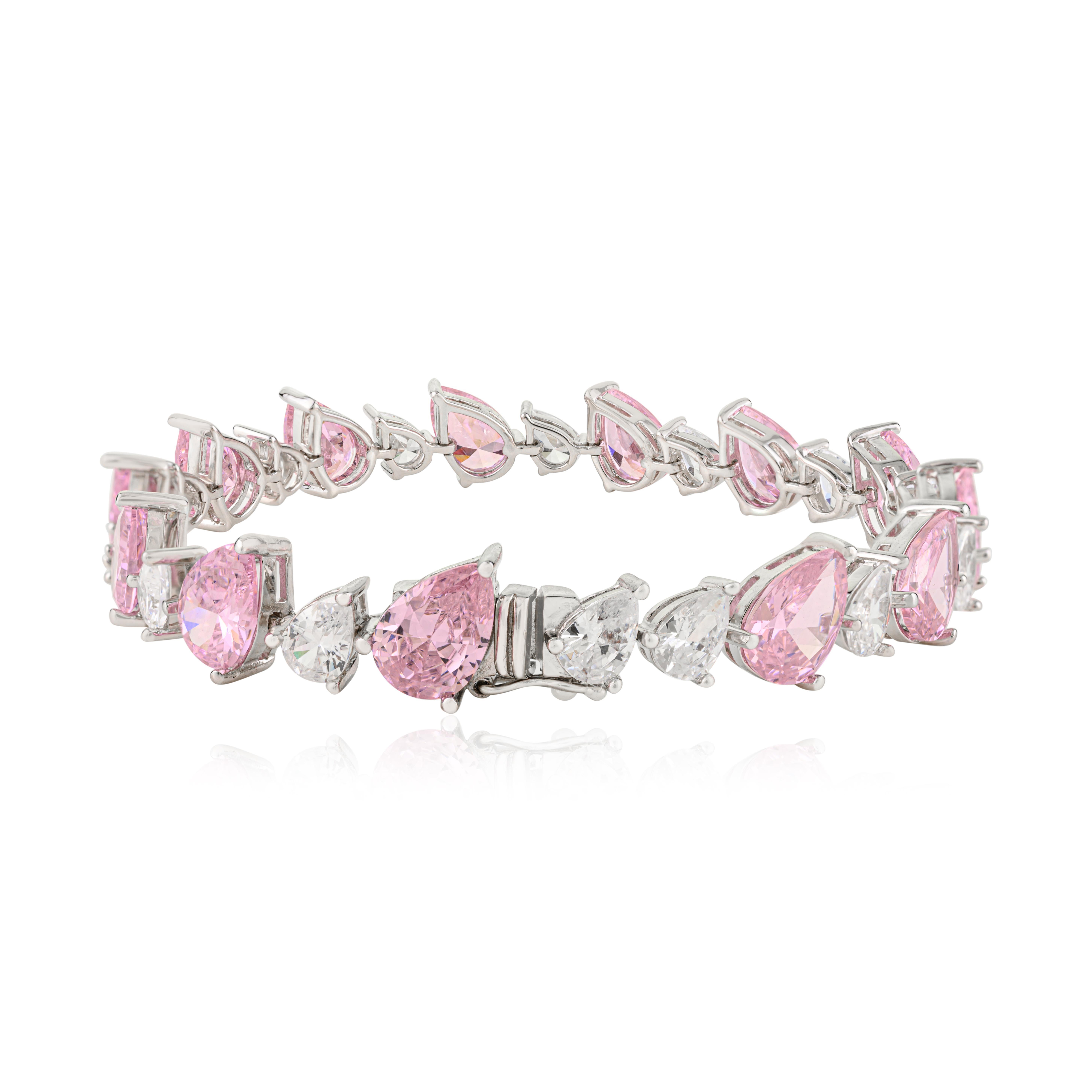Bracciale tennis in argento sterling Silvorra con pietre CZ rosa e bianche a forma di pera In condizioni Nuovo in vendita a New York, NY