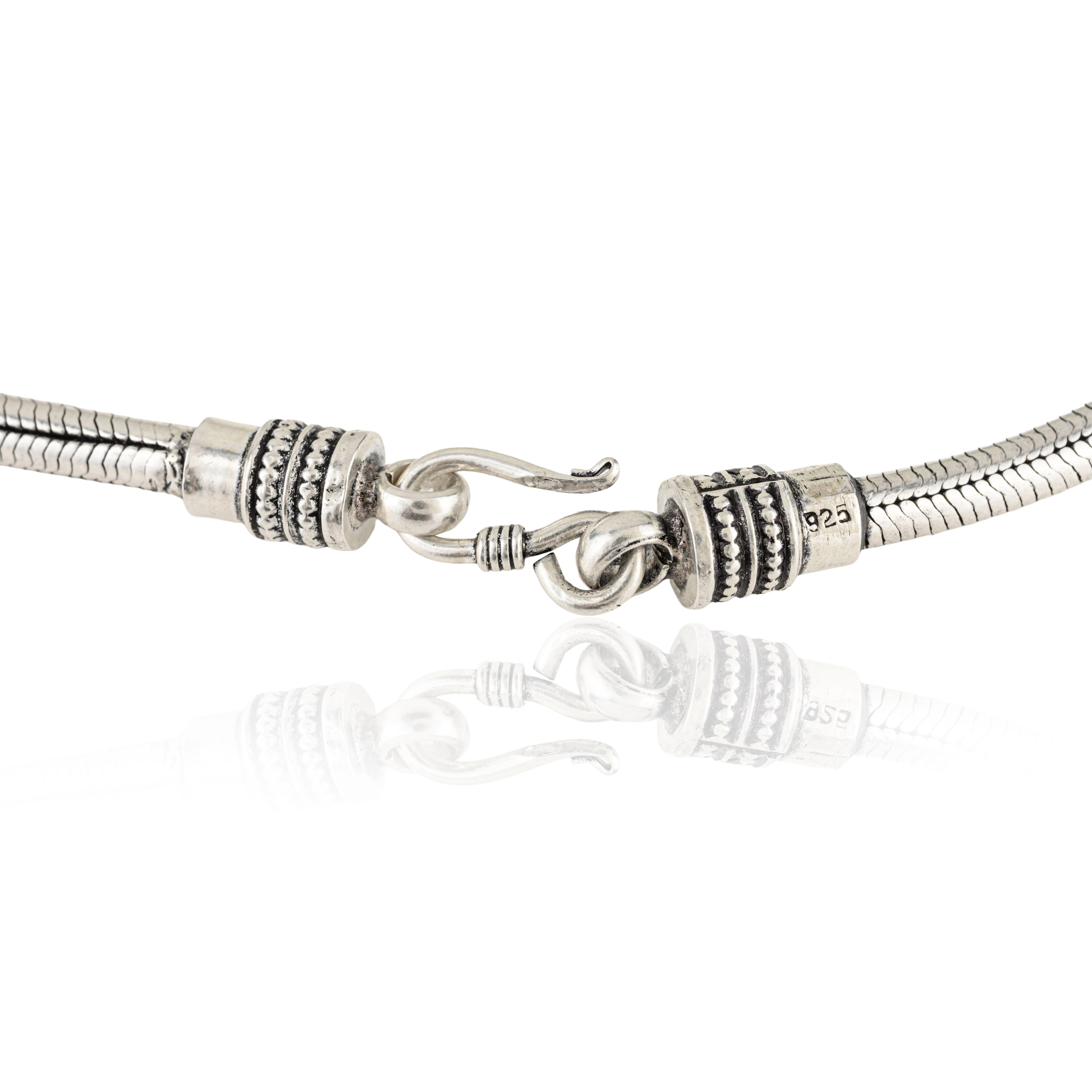Silvorra Unisex 28.5Inch Collana con catena a serpente in argento massiccio 925 con chiusura a gancio in vendita 6