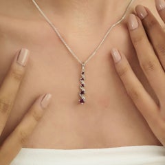 Pendentif Silvorra en argent 925 avec breloque incurvée à gradation de rubis et de diamants