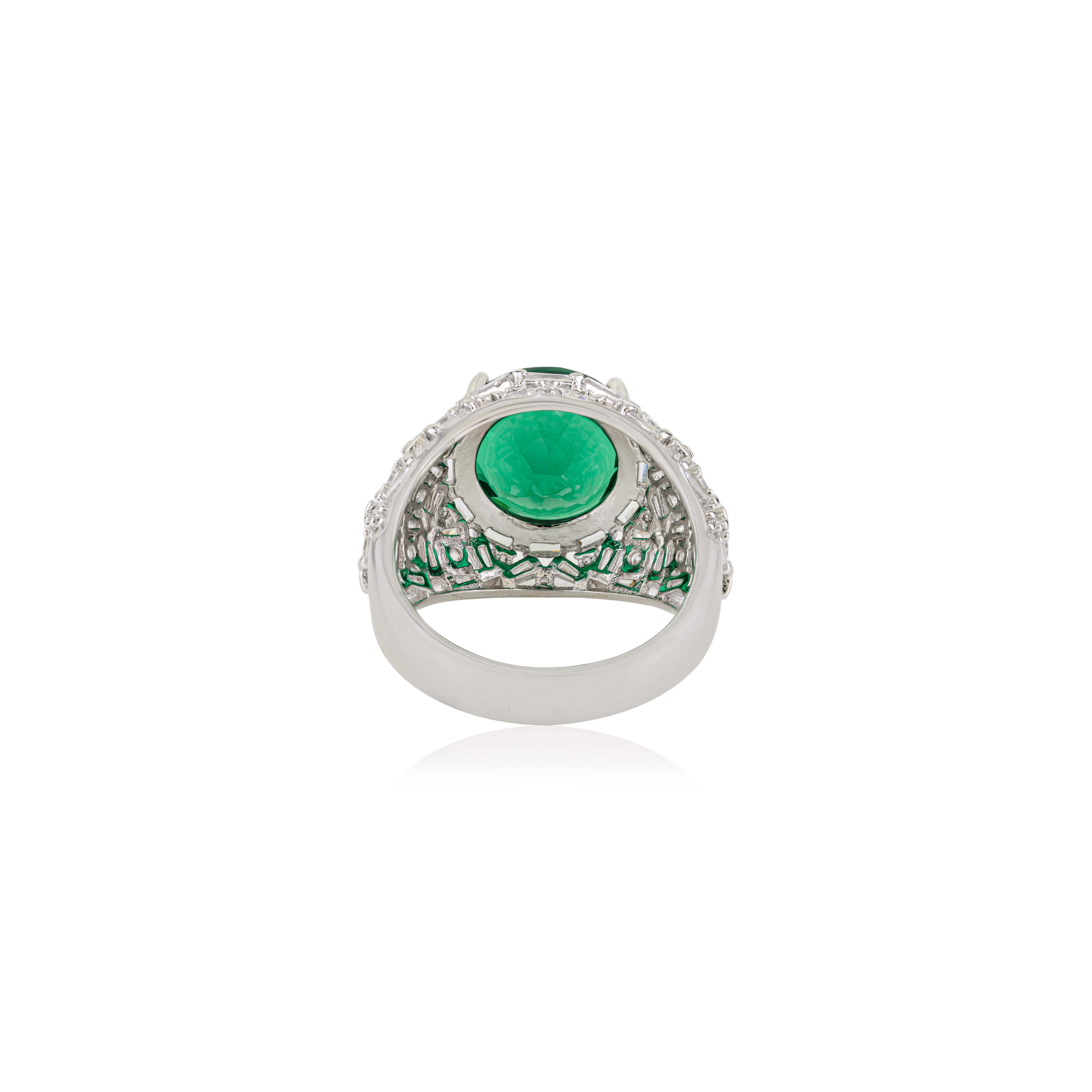 in vendita:  Anello da cocktail in argento 925 con cubic zirconia verde e bianca di ispirazione vintage di Silvorra 9