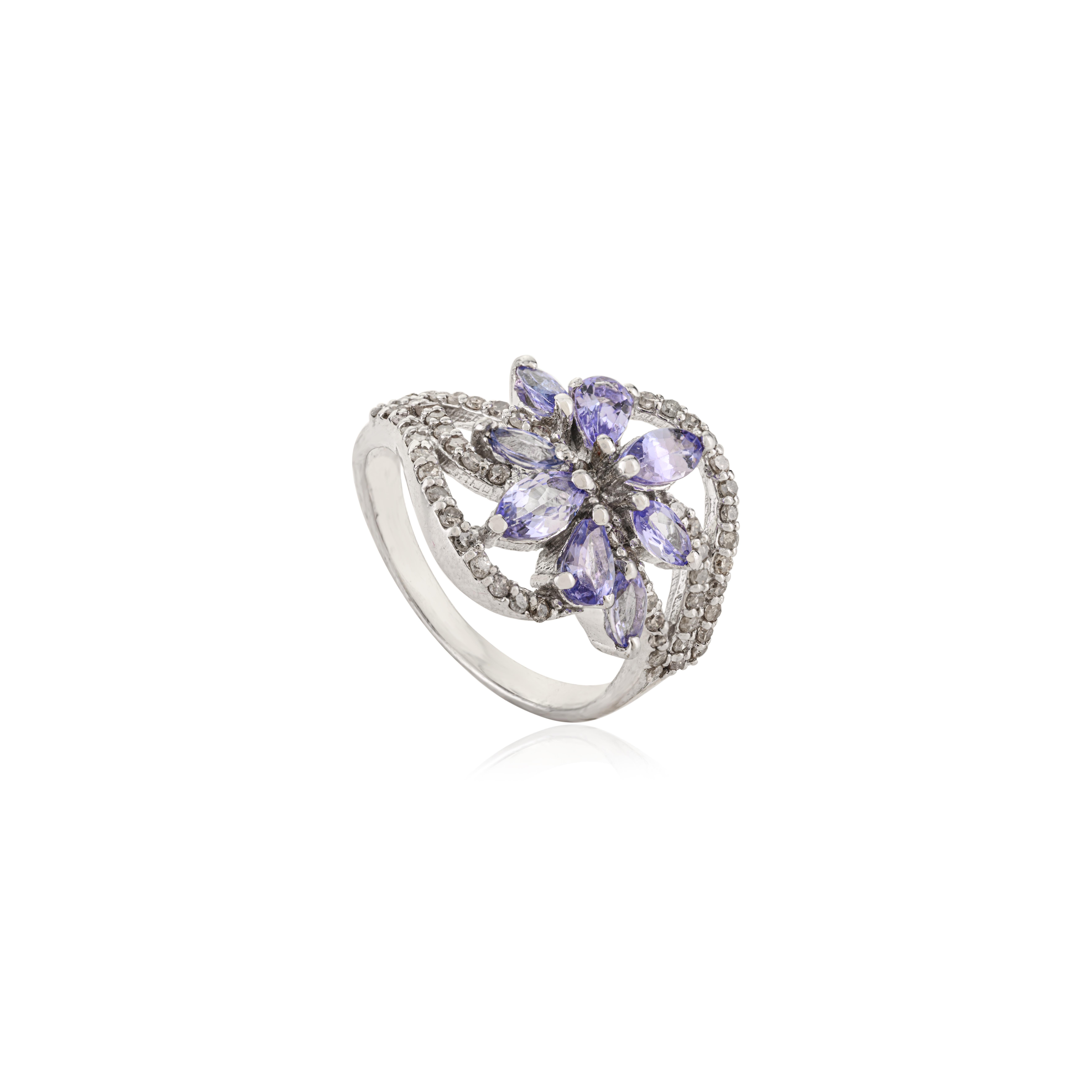 For Sale:  Silvorra Vintage Inspired Tanzanite & Diamond Flower Cocktail Ring in 925 Silver 3