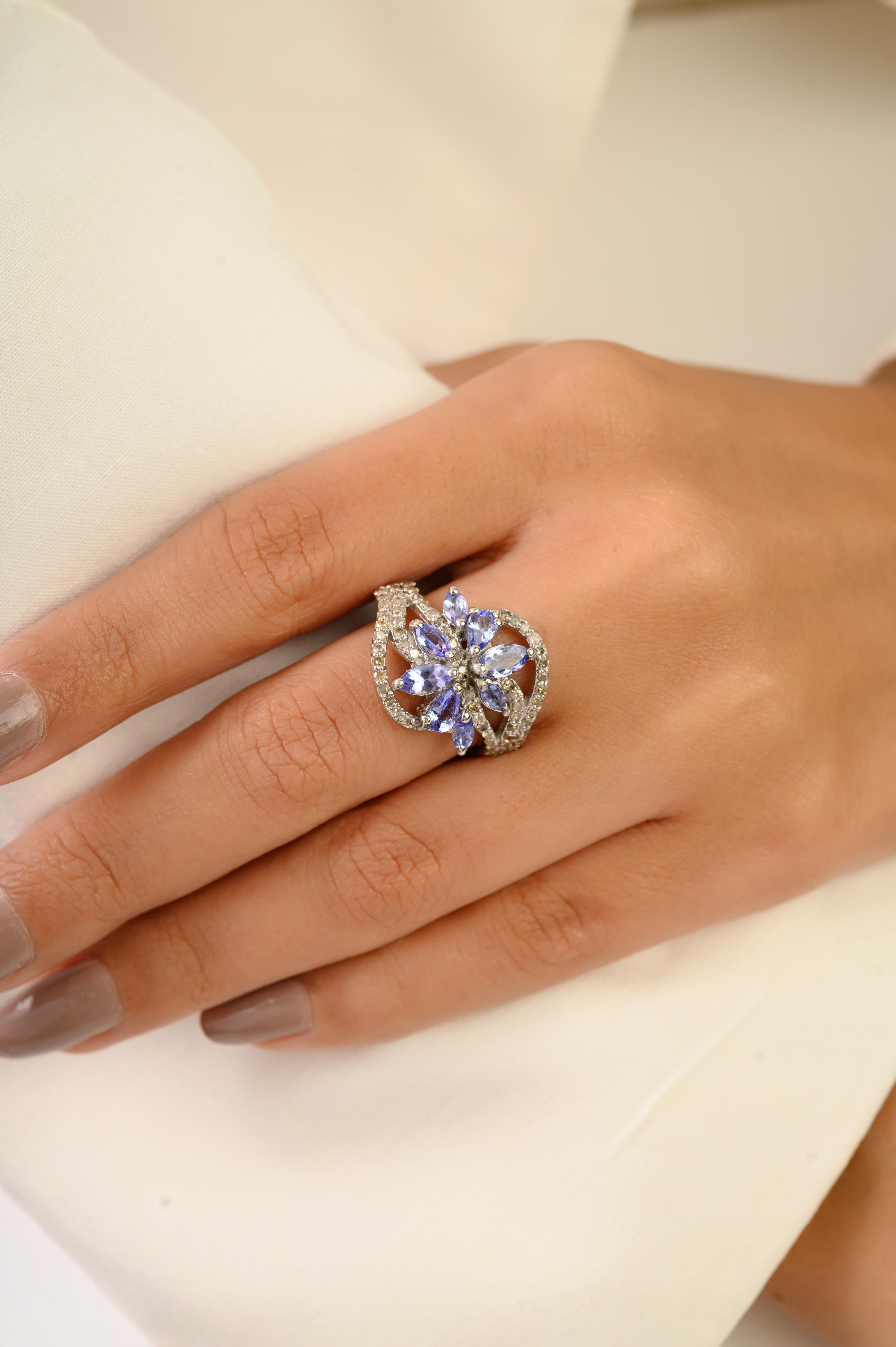 For Sale:  Silvorra Vintage Inspired Tanzanite & Diamond Flower Cocktail Ring in 925 Silver 2