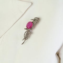 Silvorra Vintage-Style Ruby Emerald Diamond Bird Figurine Unisex Brooch Pendentif