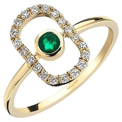 Sim and Roz 14K Yellow Gold Ring with Round Cut Diamonds and Emerald