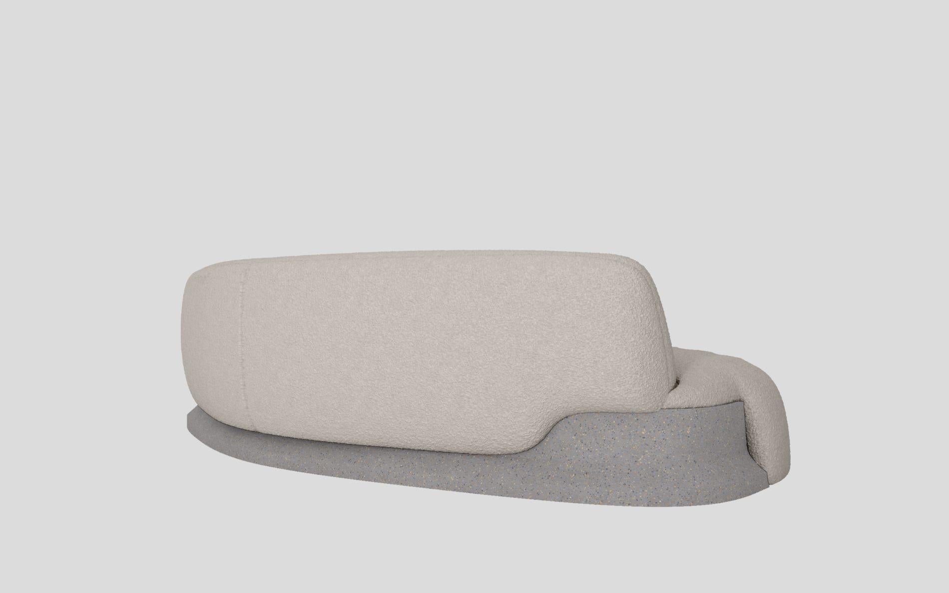 Sima-Sofa aus weißem Stoff von Andrea Steidl für Delvis Unlimited (Italienisch) im Angebot