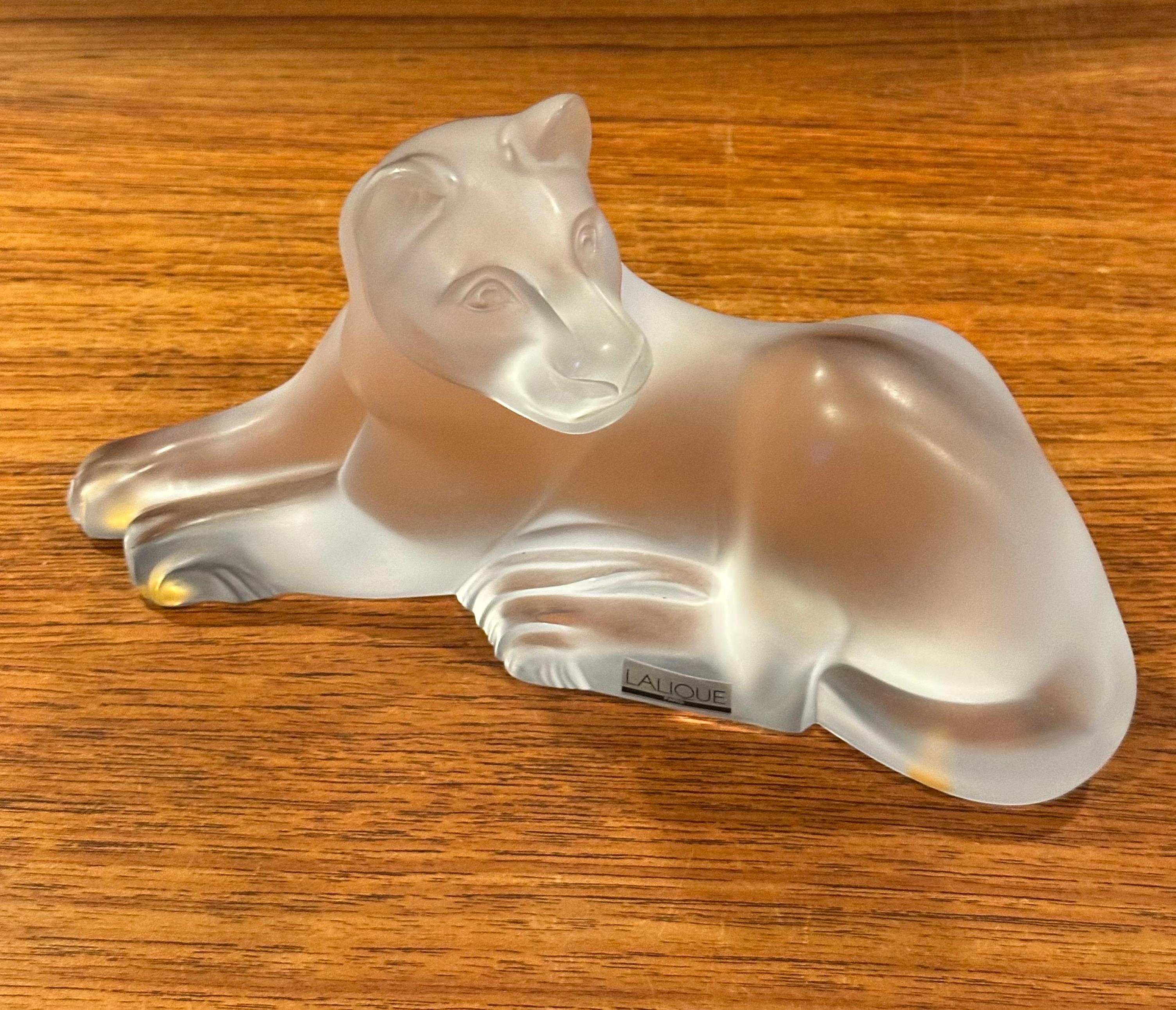 Simba Lioness Sculpture in Frosted Crystal by Lalique of France For Sale 3