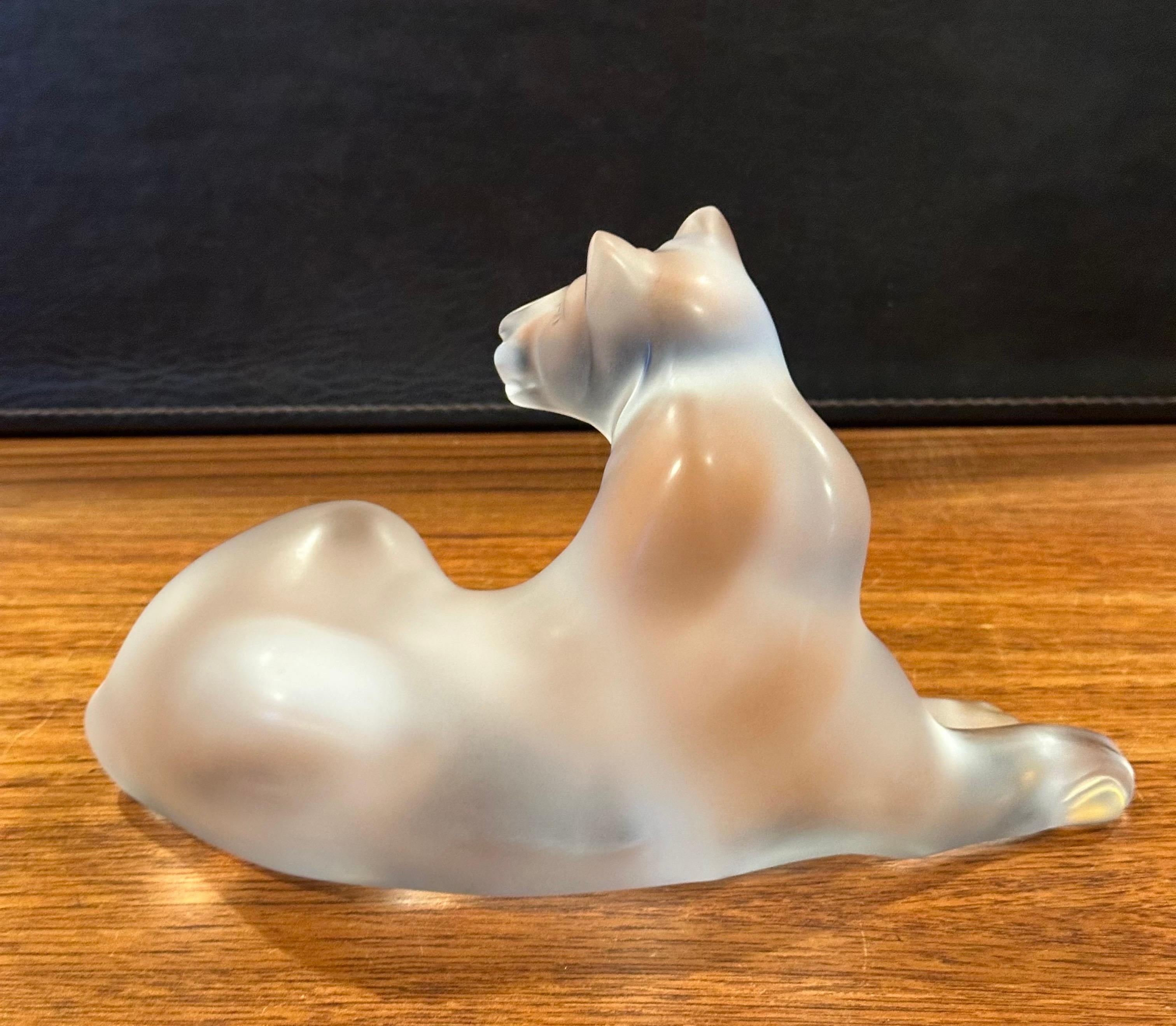 Simba Lioness Sculpture in Frosted Crystal by Lalique of France In Good Condition For Sale In San Diego, CA