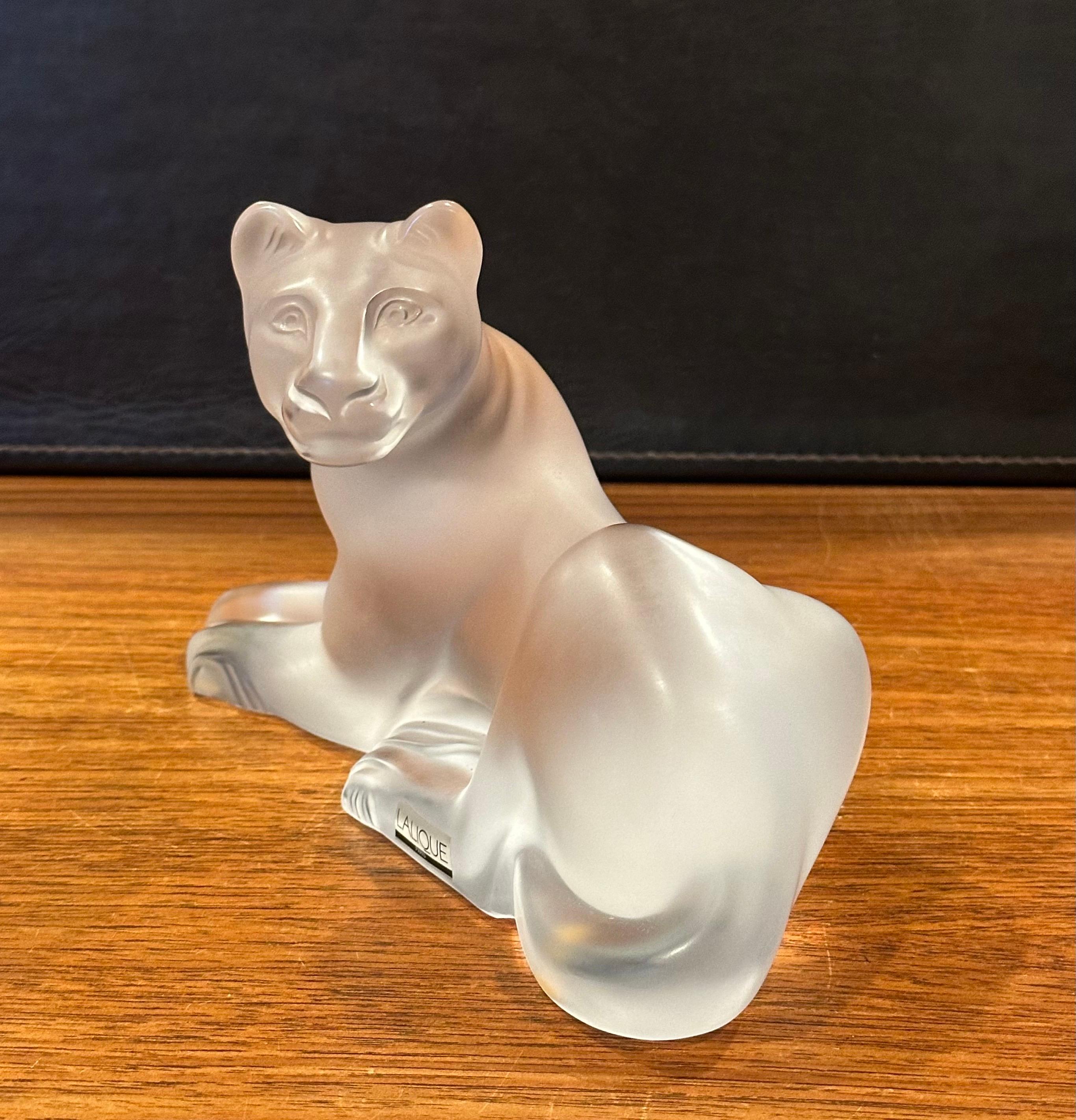 Simba Lioness Sculpture in Frosted Crystal by Lalique of France For Sale 1