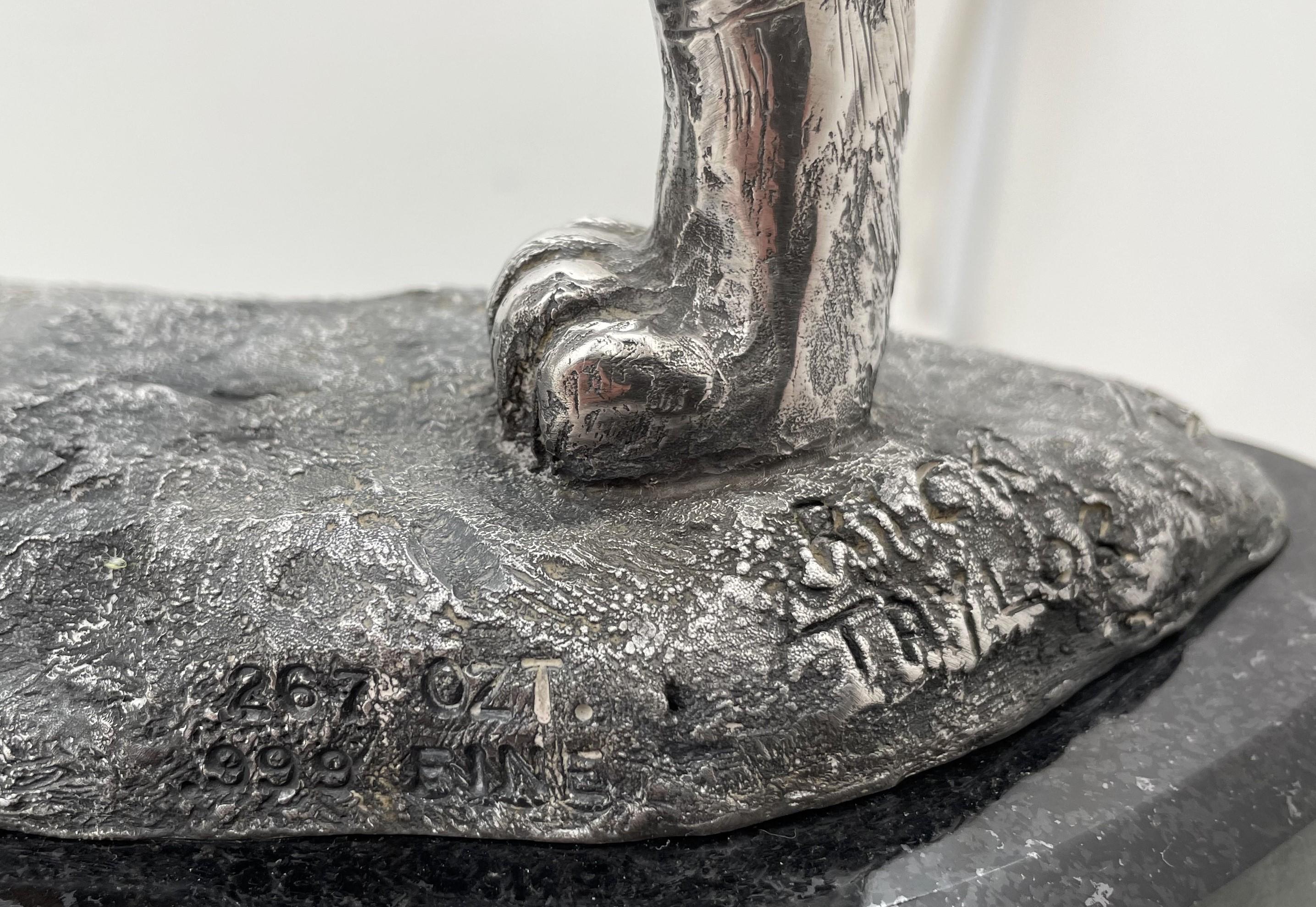 Simba Massiv .999 Silber Große realistische Skulptur eines Löwen von R. Taylor  im Angebot 3
