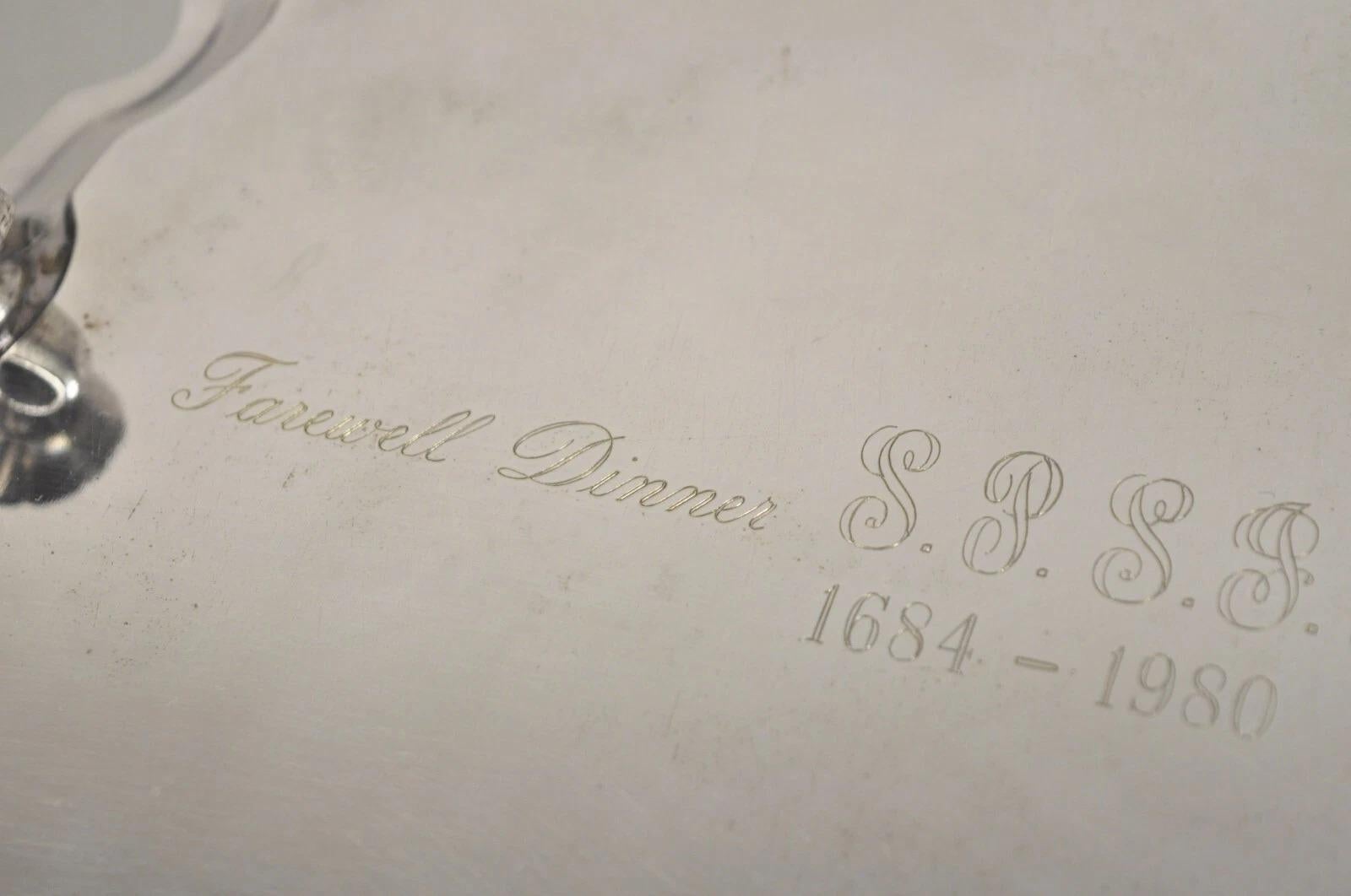 Simeon Soumain Repro für MET Versilbertes Salvertablett von Gorham, graviert im Zustand „Gut“ im Angebot in Philadelphia, PA
