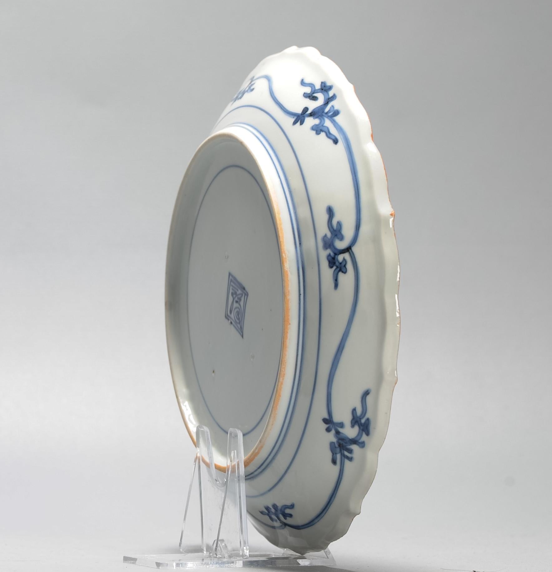 Un rarissimo piatto Kakiemon del periodo Edo del XVII secolo in porcellana con marchio Fuku, blu e bianco In condizioni buone in vendita a Amsterdam, Noord Holland