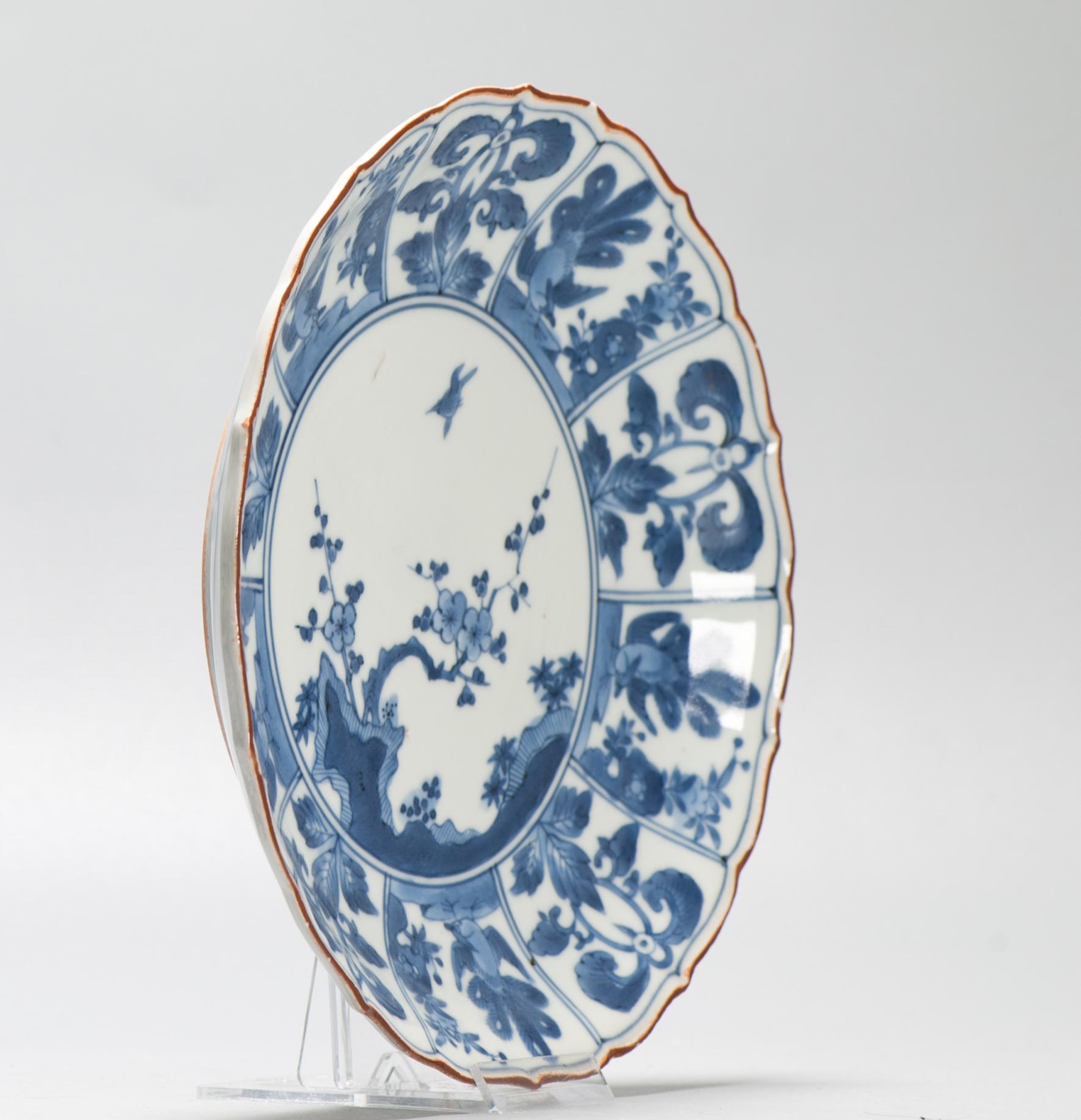 Un rarissimo piatto Kakiemon del periodo Edo del XVII secolo in porcellana con marchio Fuku, blu e bianco in vendita 1