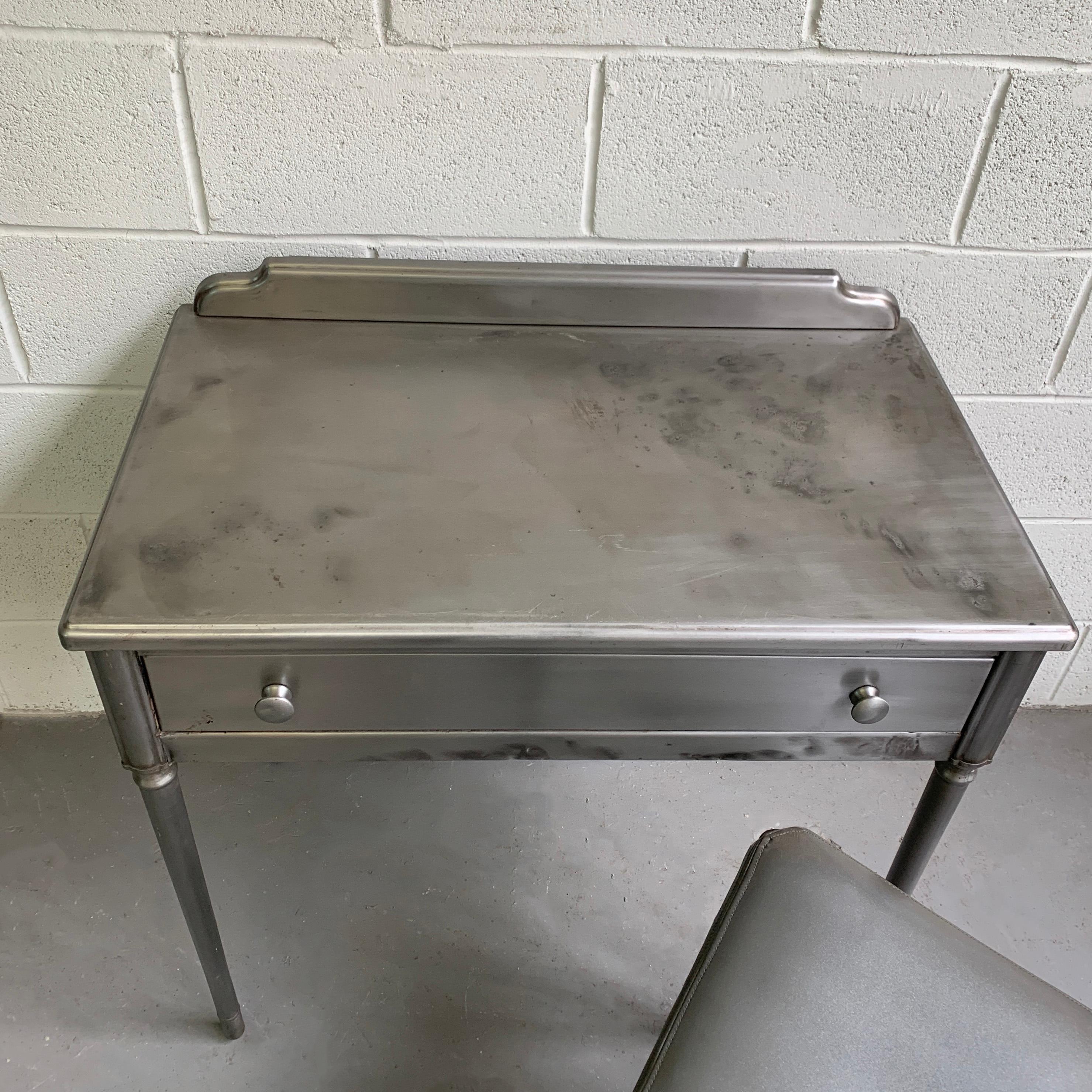 Simmons Brushed Steel Sheraton Series Desk Vanity Set For Sale 3