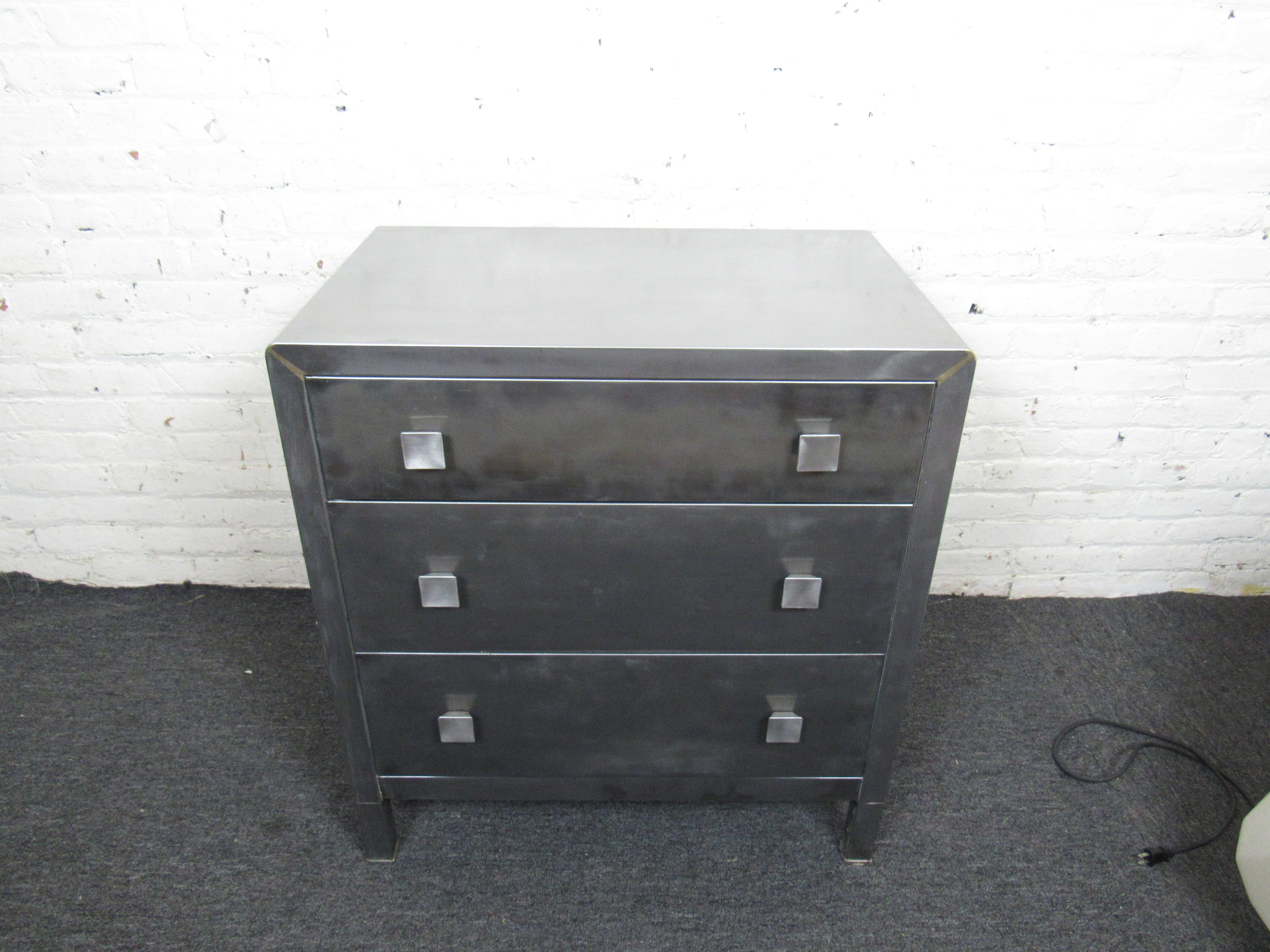 Wonderful industrial metal drawers made by Simmons. Three large sliding drawers for ample storage. Great organization option for a bedroom or a workshop. Please confirm item location with seller (NY/NJ).