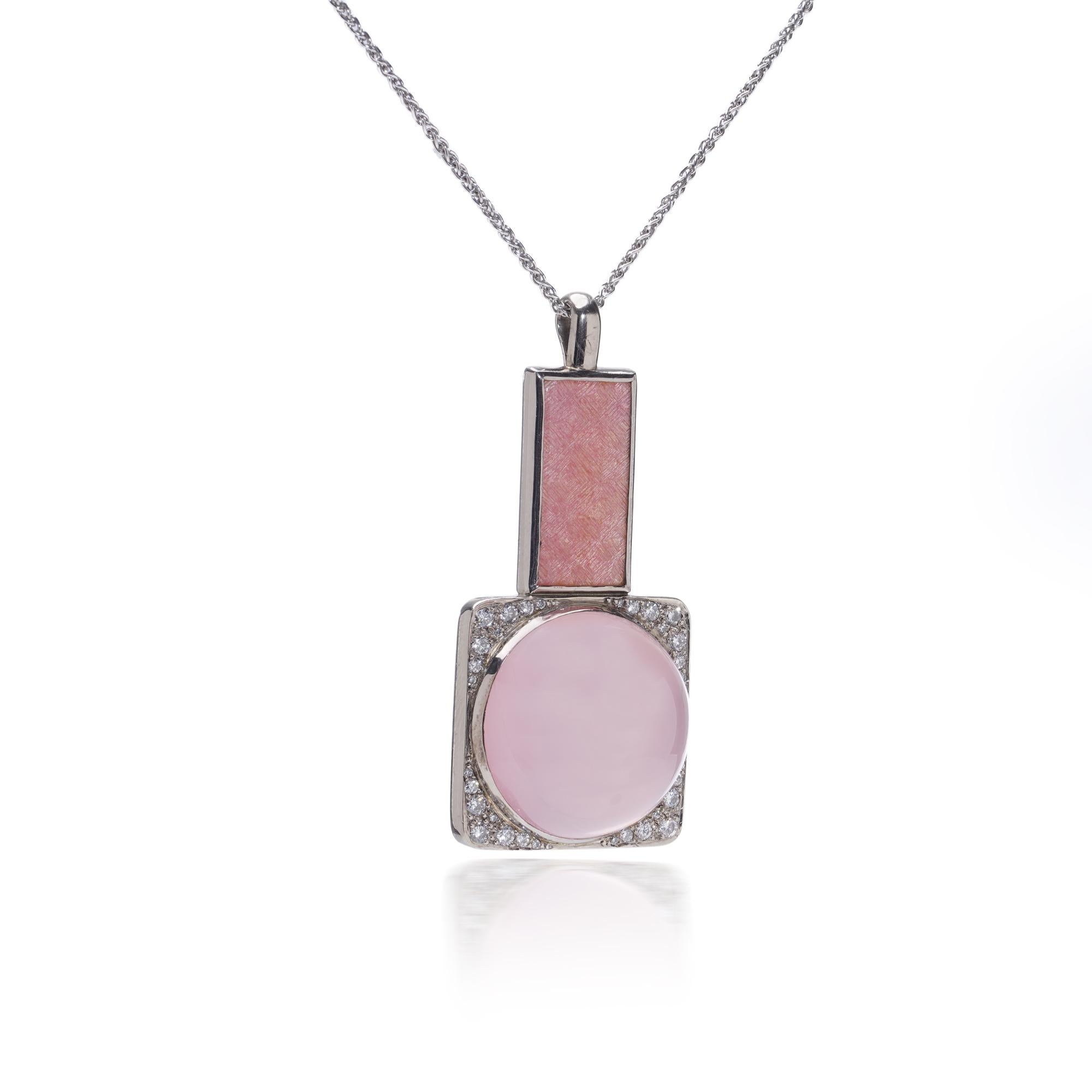 Donna Ciondolo con quarzo rosa e diamanti in oro 18kt di Simon Benney, Londra 2004 in vendita