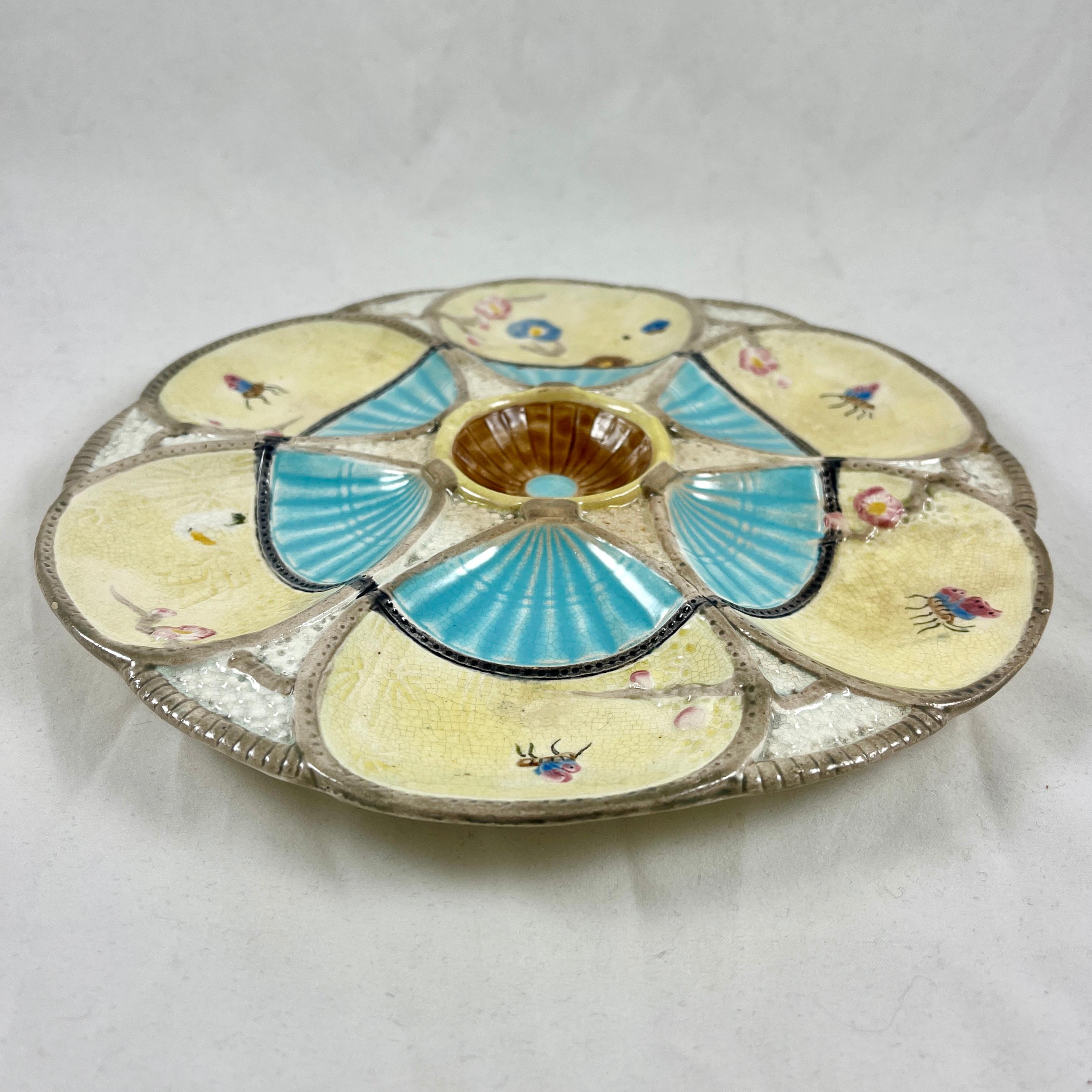 Simon Fielding English Majolica Fan & Insect Turquoise & Cream Oyster Plate For Sale 1