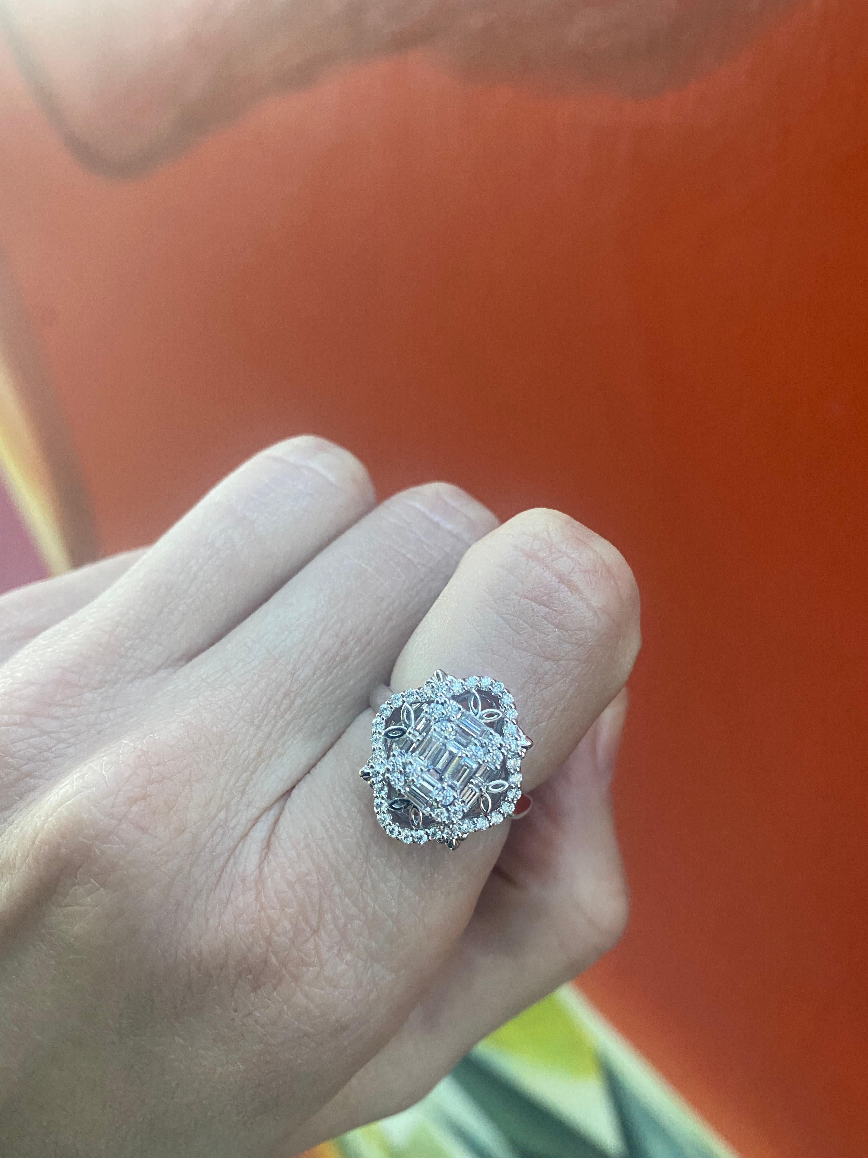 Simon G. 0.35ctw Baguette Diamond & 0.32ctw Round Diamond Art Deco Fashion Ring In New Condition For Sale In Houston, TX