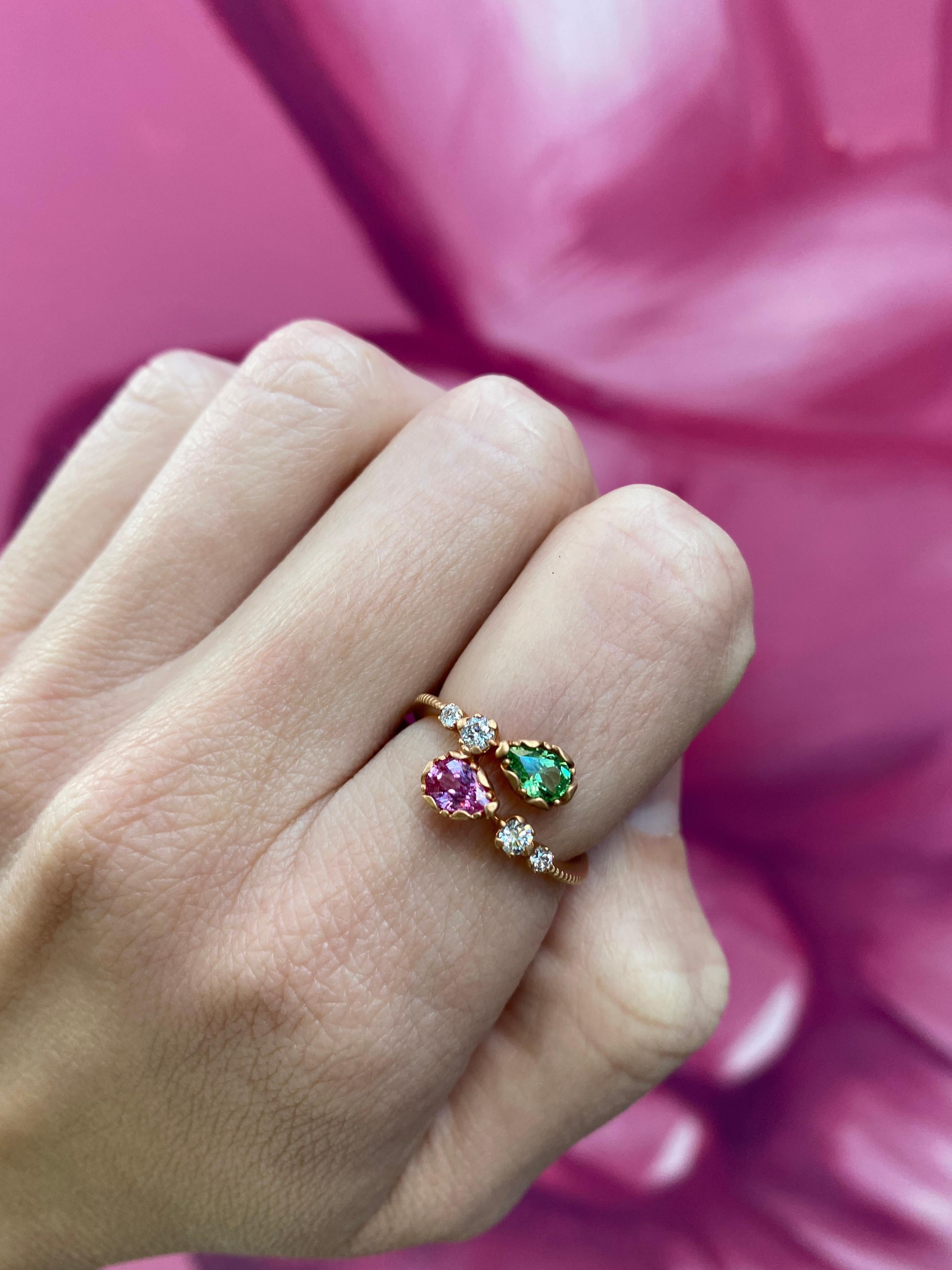Women's or Men's Simon G 0.72ct Pink Sapphire, 0.64ct Tsavorite & 0.27ctw Diamond Fashion Ring For Sale