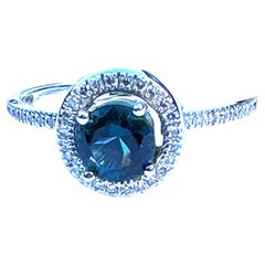 Simon G, 18 Karat Teal farbigen Zirkon Halo Eternity Band .90ct Ring