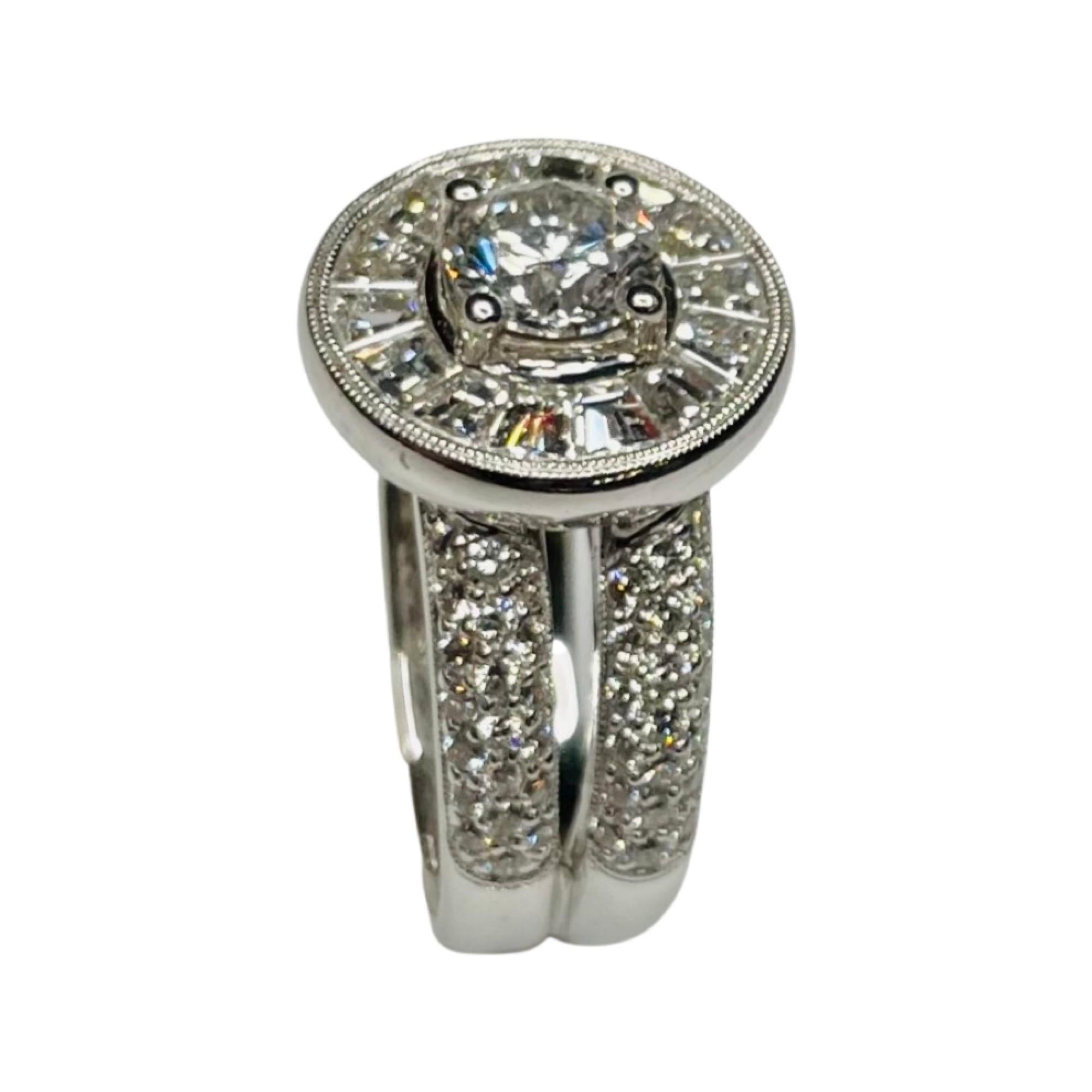Simon G 18K White Gold & Diamond Ring In New Condition For Sale In Kirkwood, MO