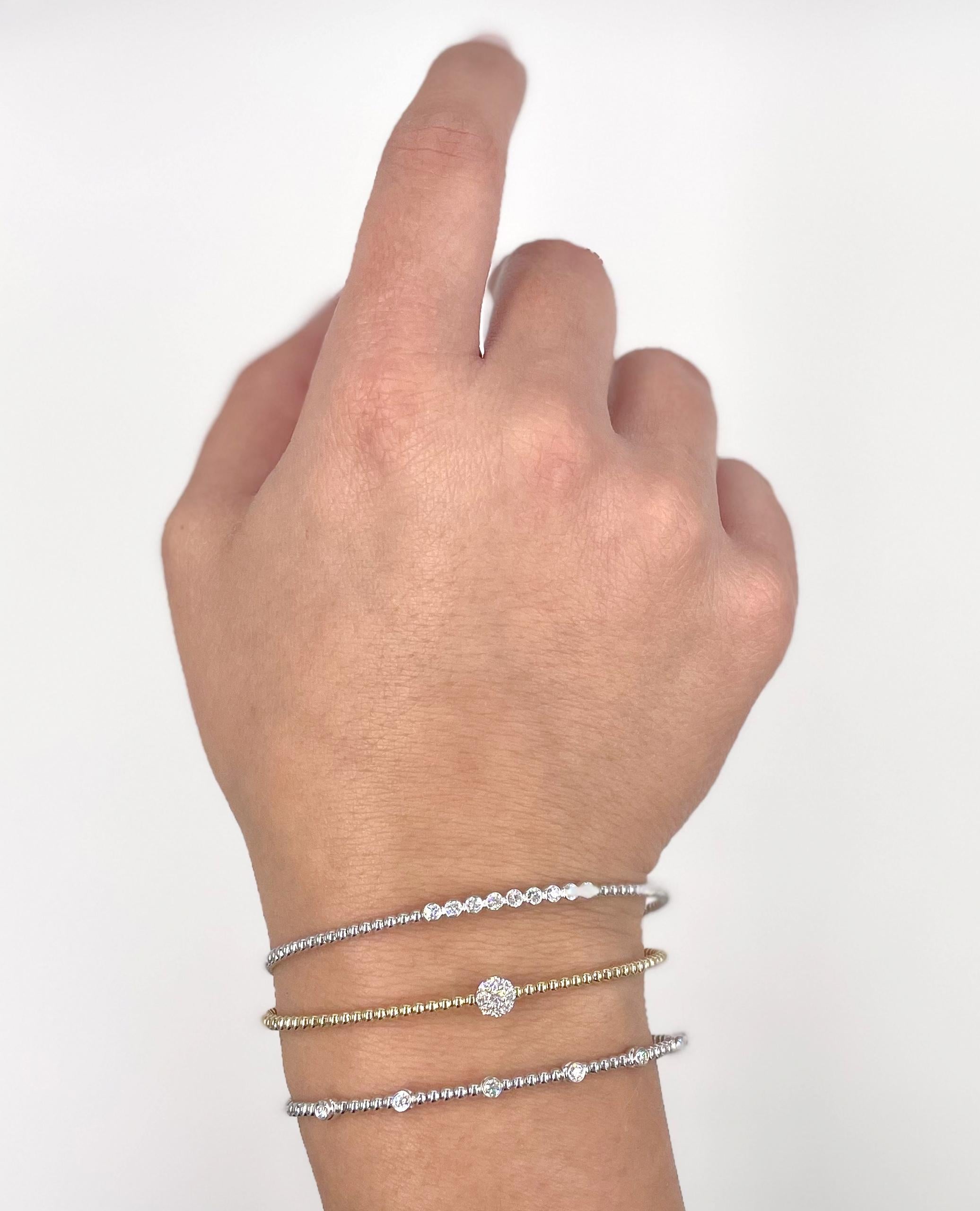 De las mujeres Simon G. Pulsera apilable de oro blanco de 18 quilates con cuentas de diamantes, cierre magnético en venta
