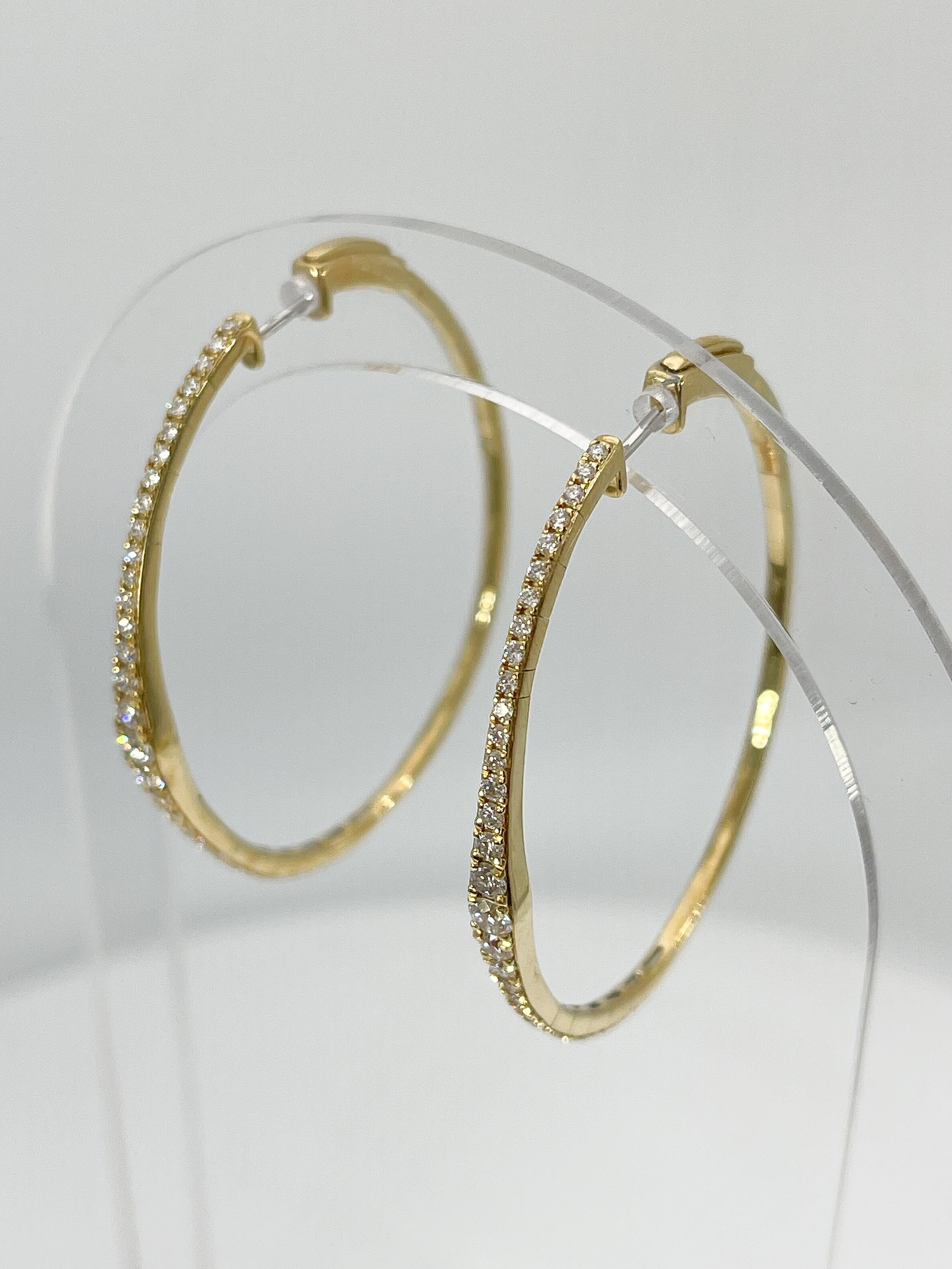Simon G 18K Yellow Gold 1.16 CTW Diamond Hoops  In Excellent Condition For Sale In Stuart, FL
