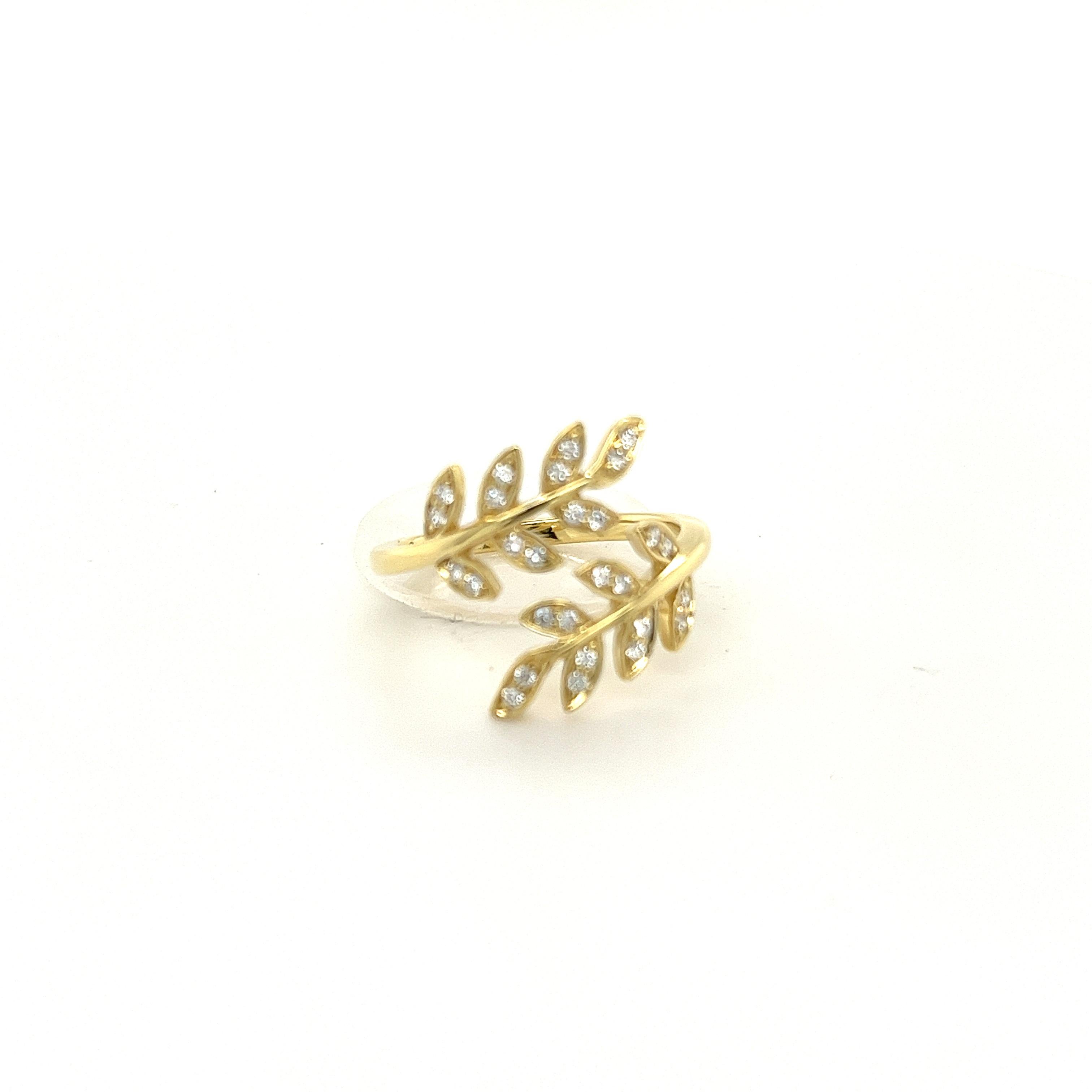 Simon G 18K Yellow Gold and Diamonds Open Style Ring Inspired by Nature For Sale 4