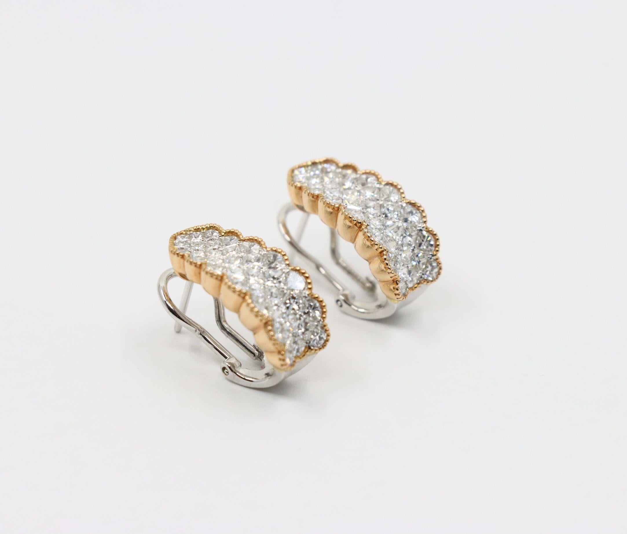 Simon G 18K Yellow & White Gold Diamond Earrings In Good Condition For Sale In Flushing, NY