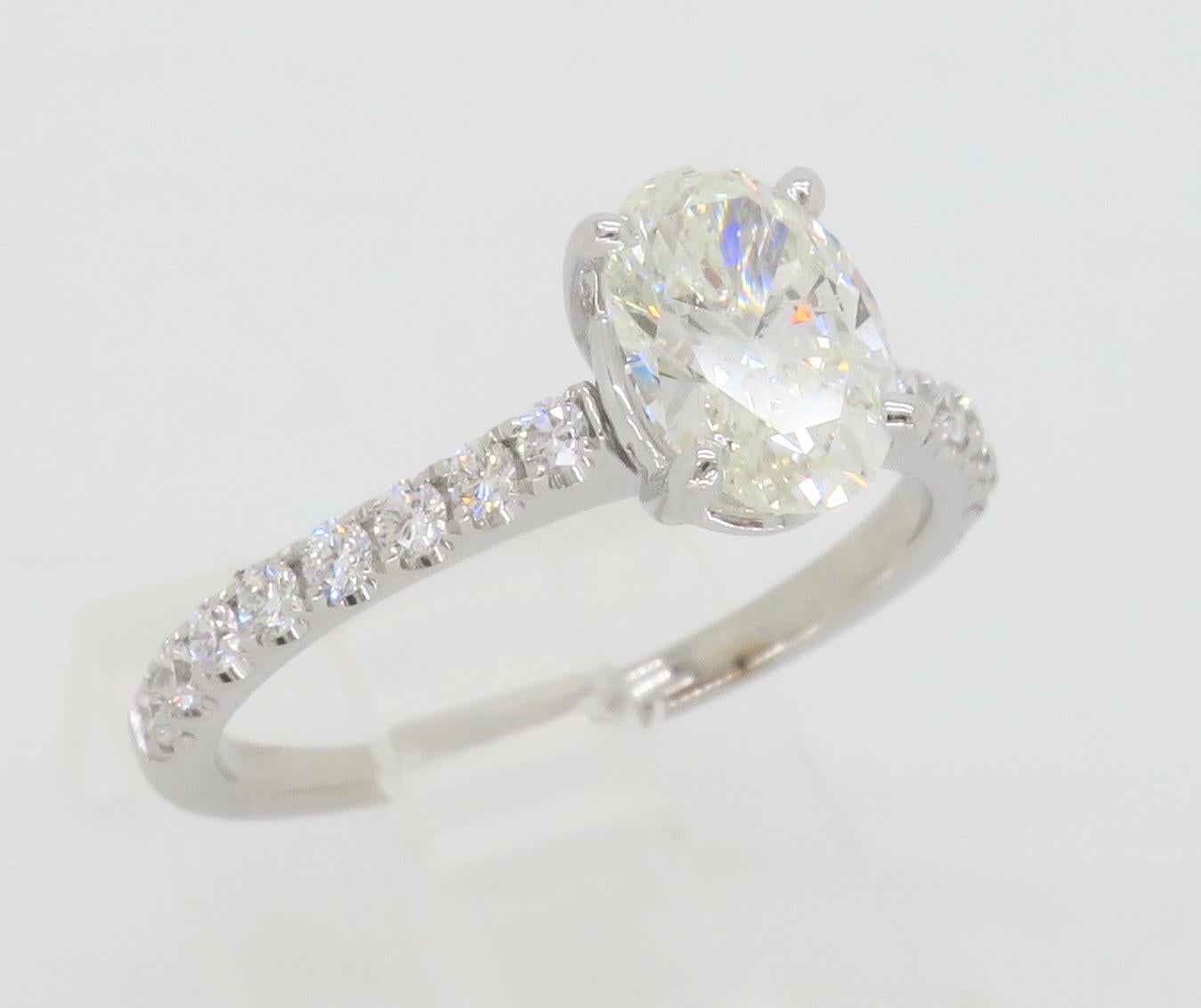 Simon G Diamond Engagement Ring in 18k White Gold For Sale 5