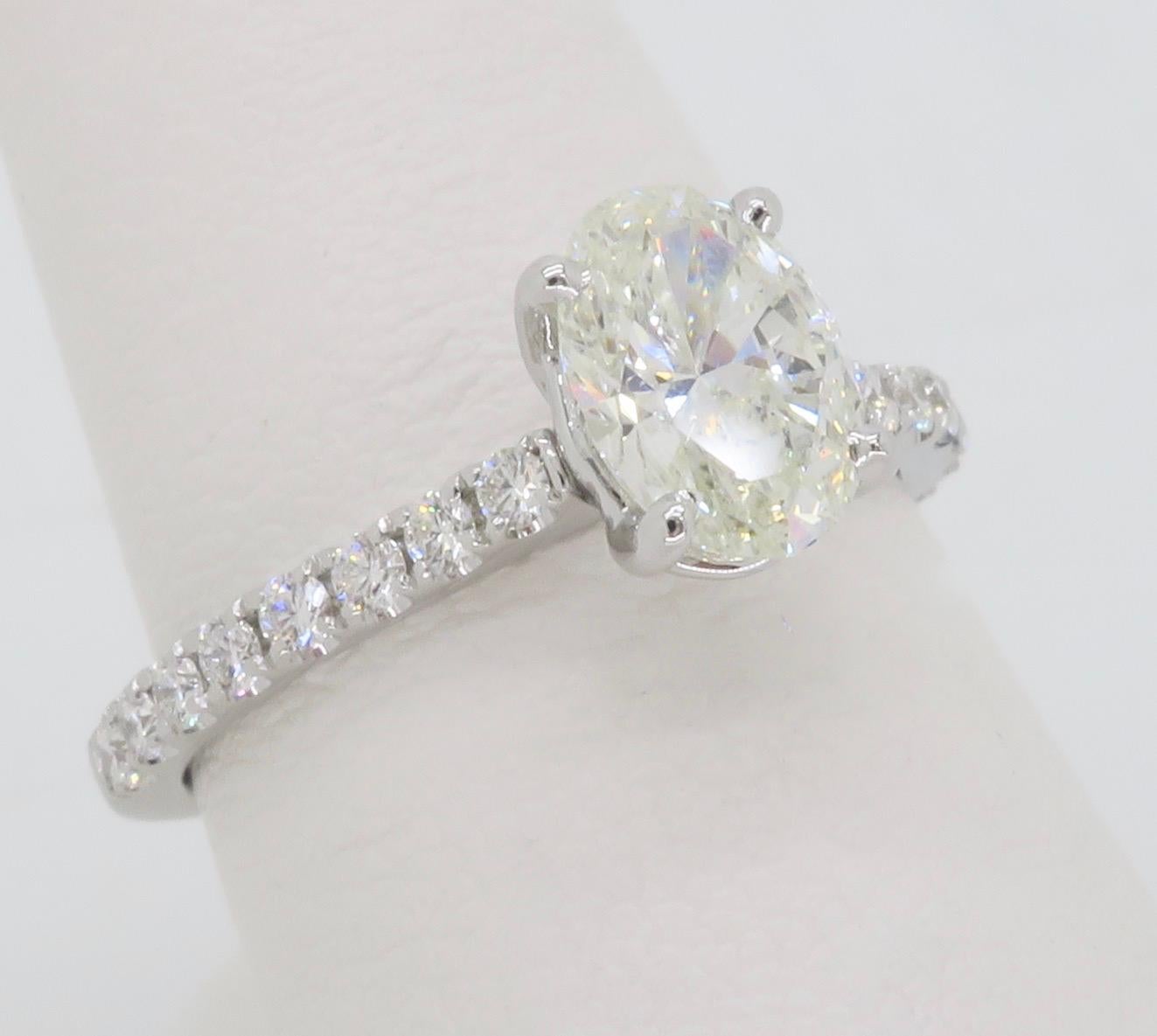 Simon G Diamond Engagement Ring in 18k White Gold For Sale 1