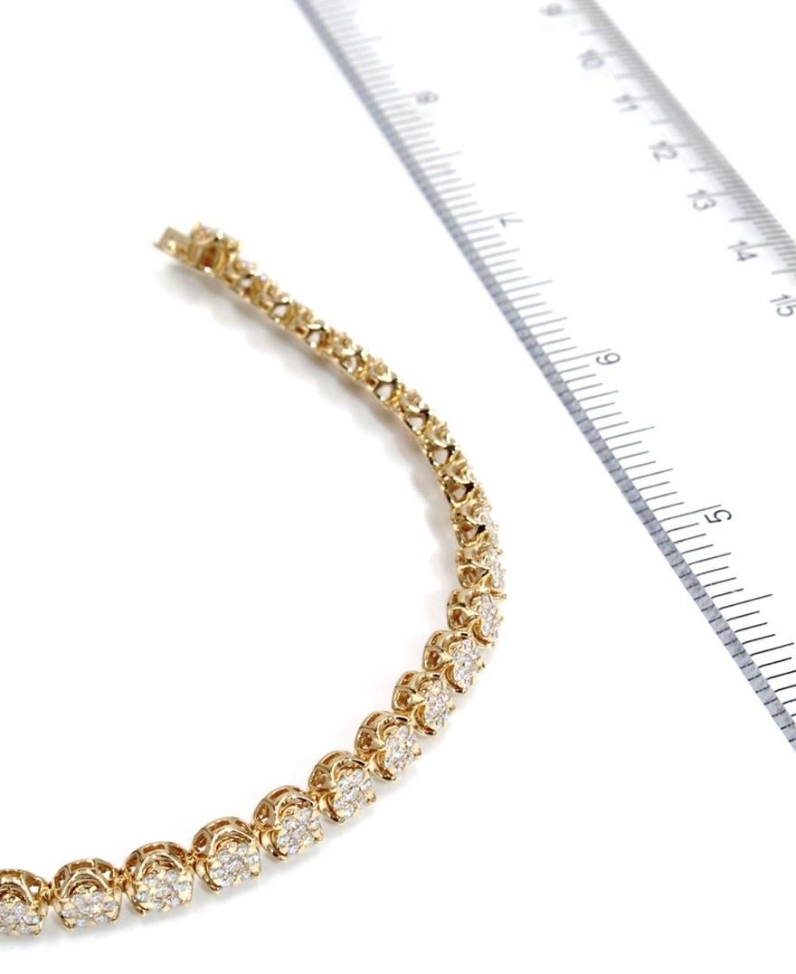 Simon G. Lb2190 18K Yellow Gold Diamond Cluster Tennis Bracelet For Sale 1