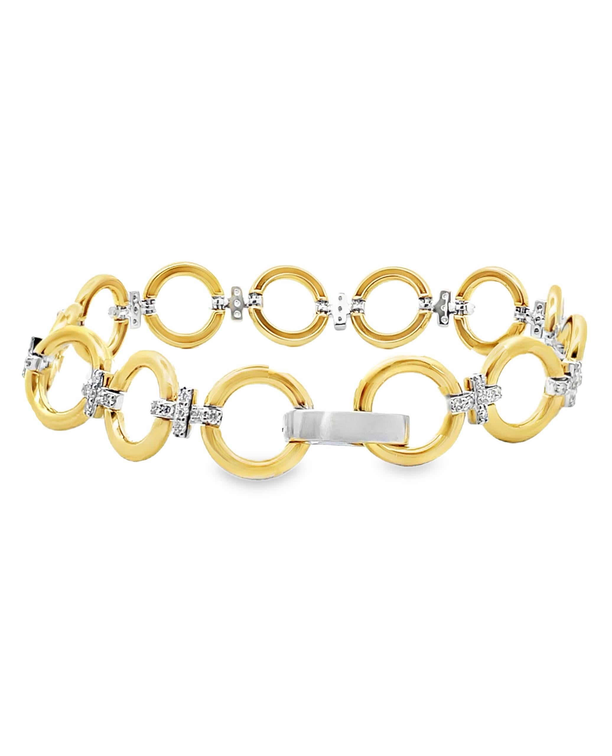 Simon G. LB2600 Bracelet à maillons en or jaune et blanc 18K avec 84 diamants ronds pesant 0,82 carat au total. 