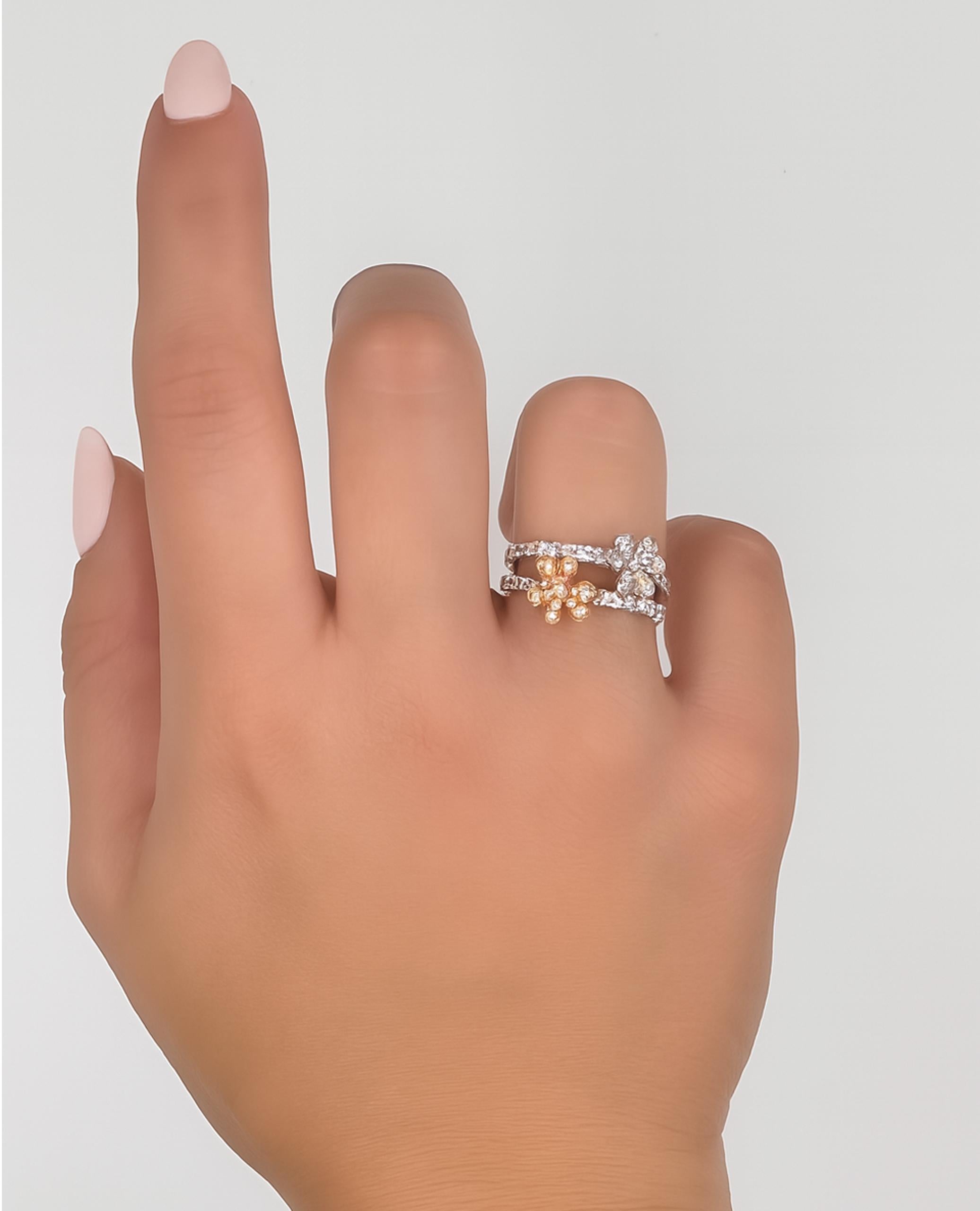 Donna A. Simon G. LR2568 Anello a doppio fiore in oro bianco e rosa 18 carati in vendita