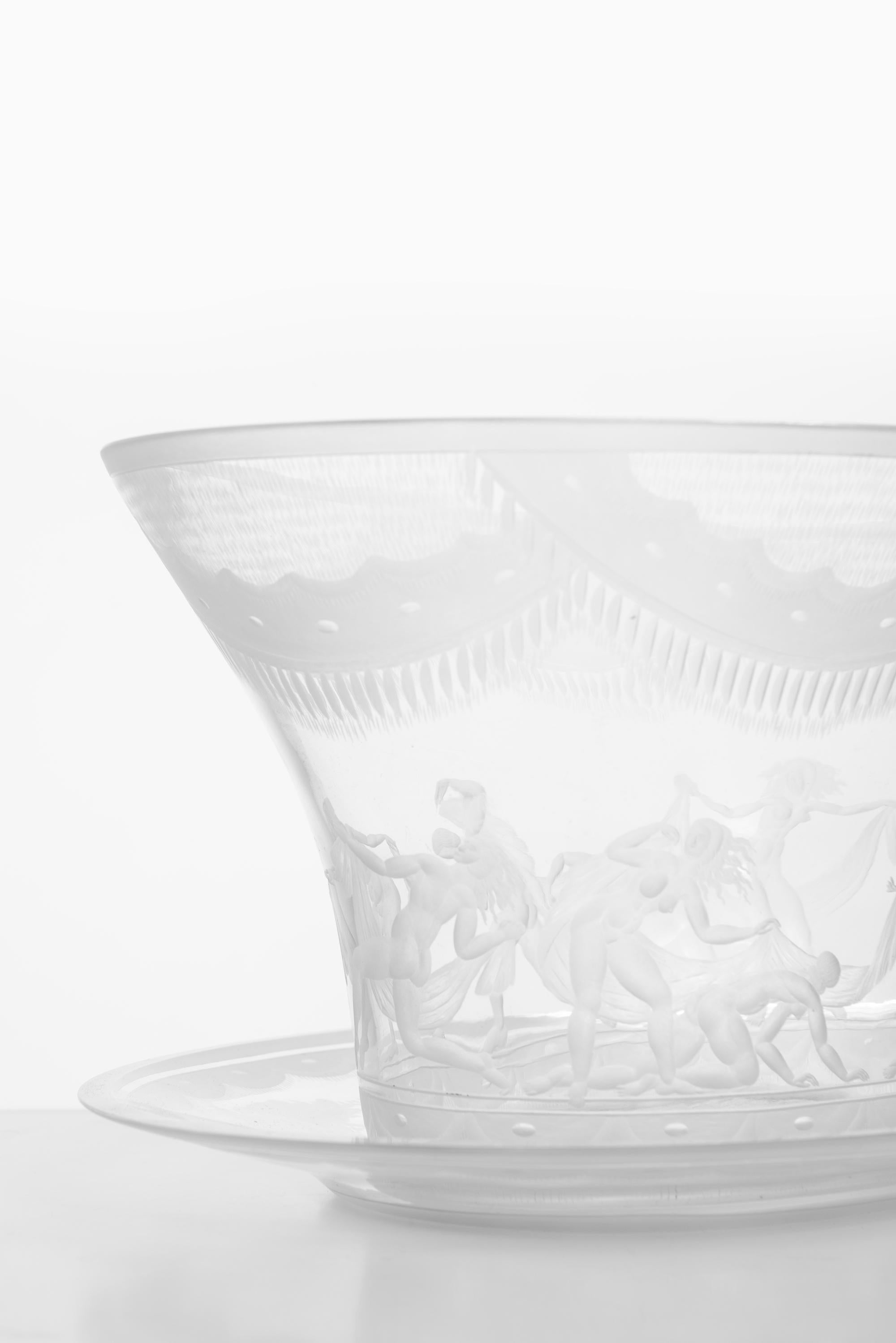 Suédois Vase en verre Simon Gate Modèle Slöjdansen Produit par Orrefors en Suède en vente