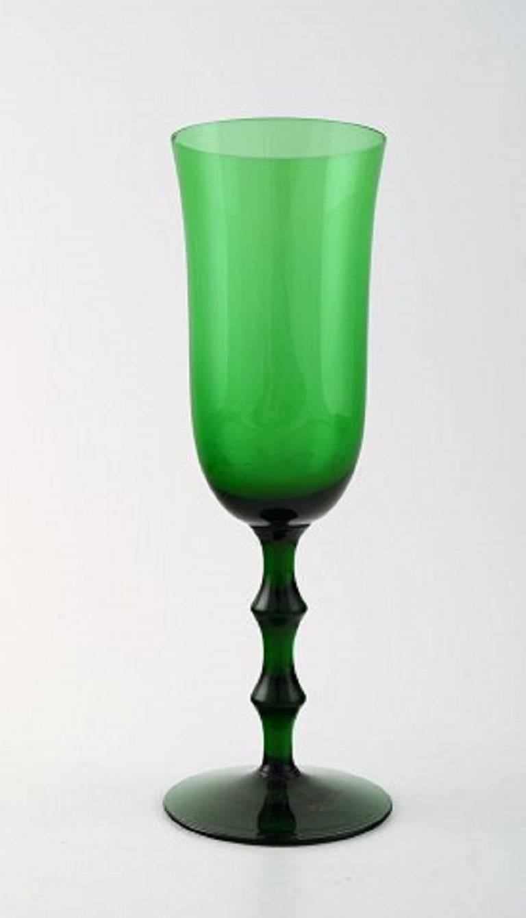 green champagne glasses