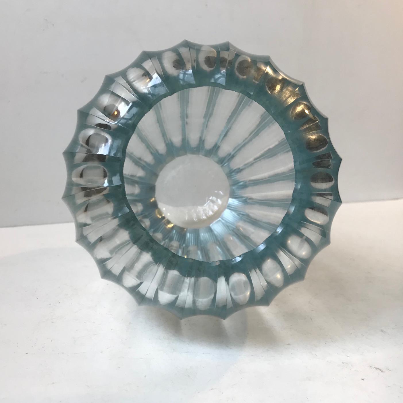 Vaso di cristallo Simon Gate Triton per Orrefors, 1916-1920 in vendita 4