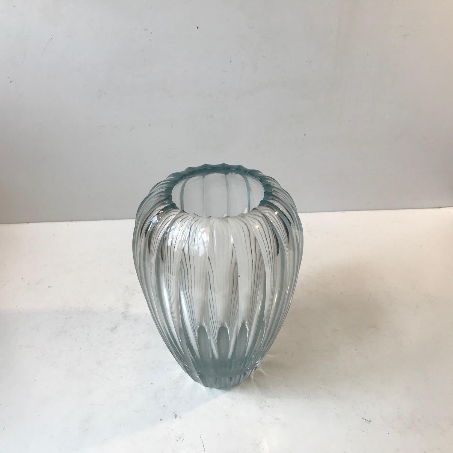Simon Gate Triton Crystal Vase for Orrefors, 1916-1920 For Sale 1