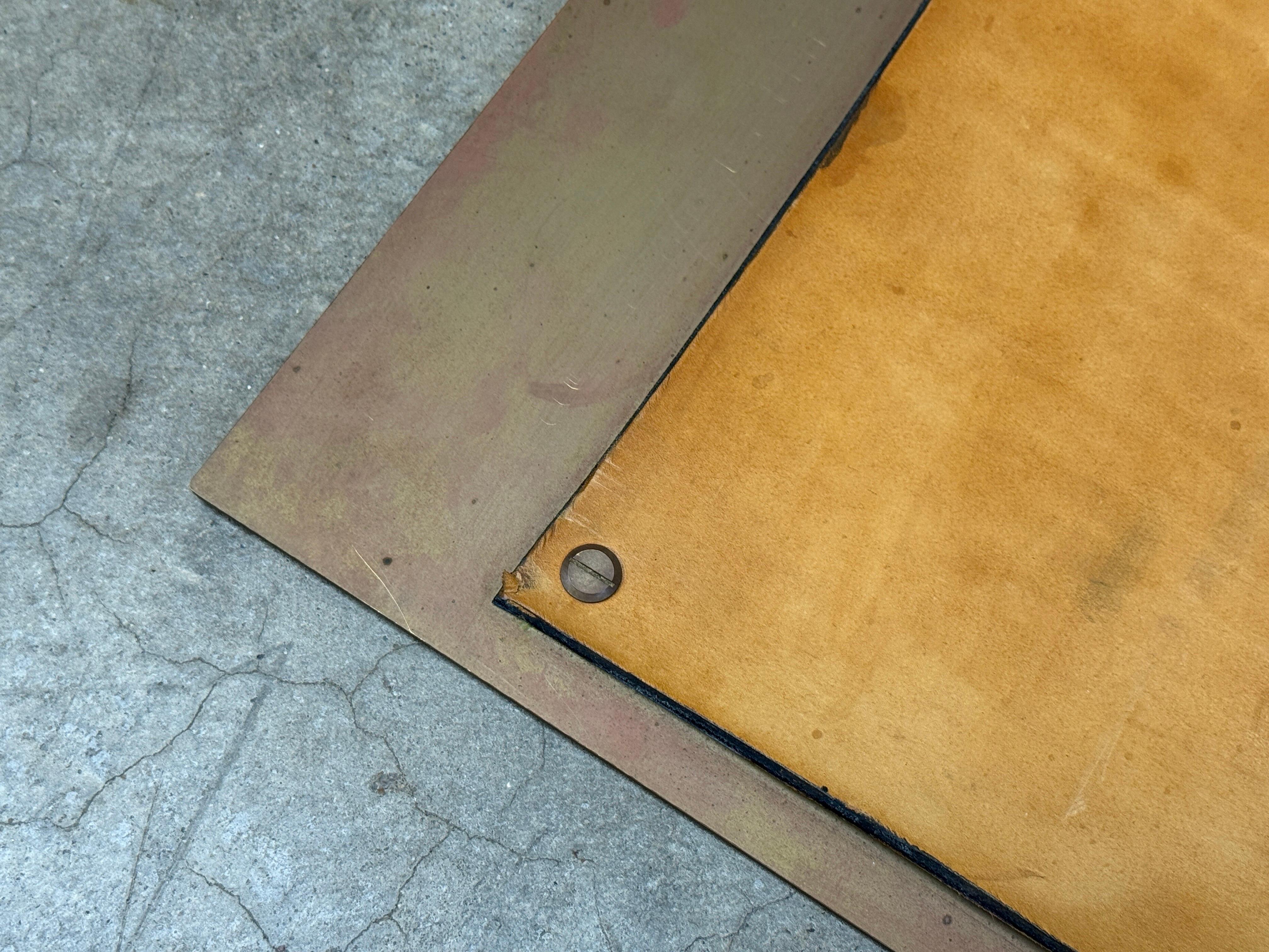 Simon Hasan Leather and Brass Desk Set in vendita 7