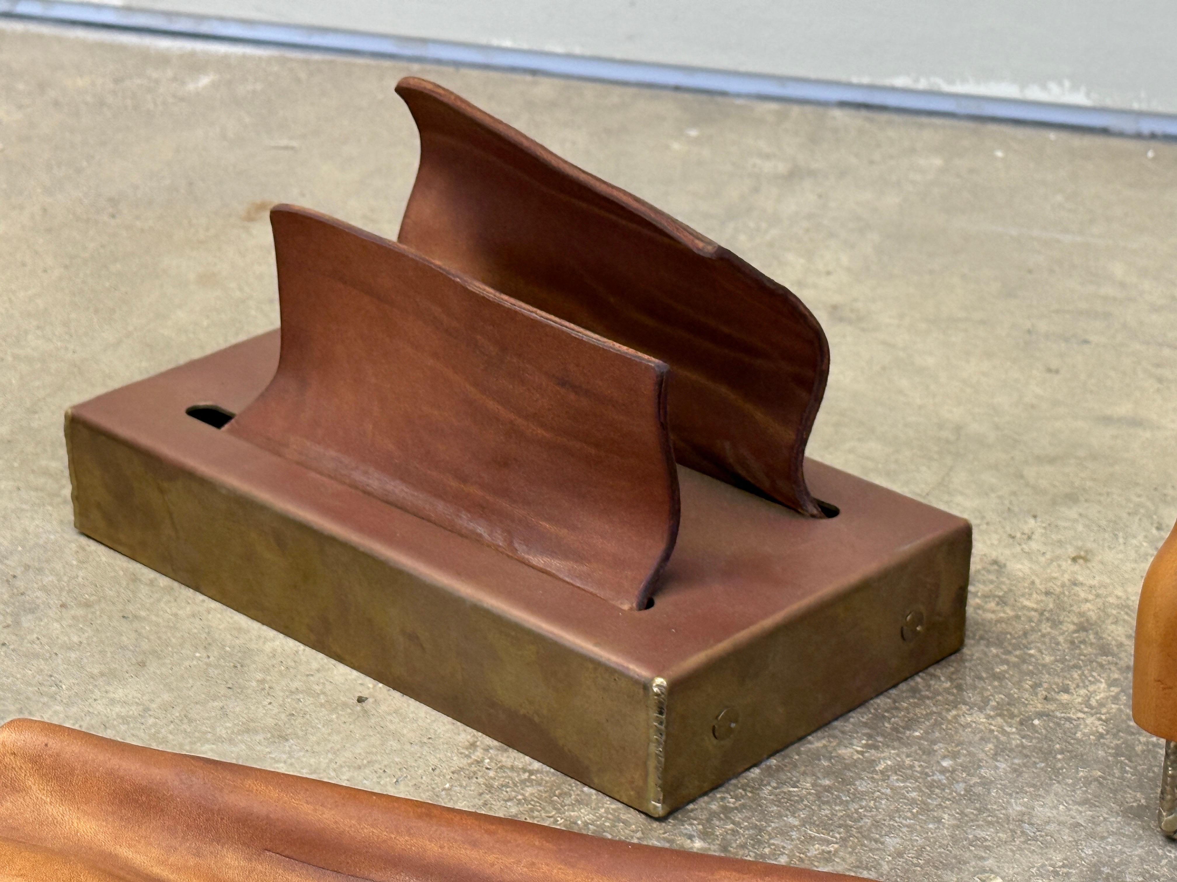 Simon Hasan Leather and Brass Desk Set in vendita 1