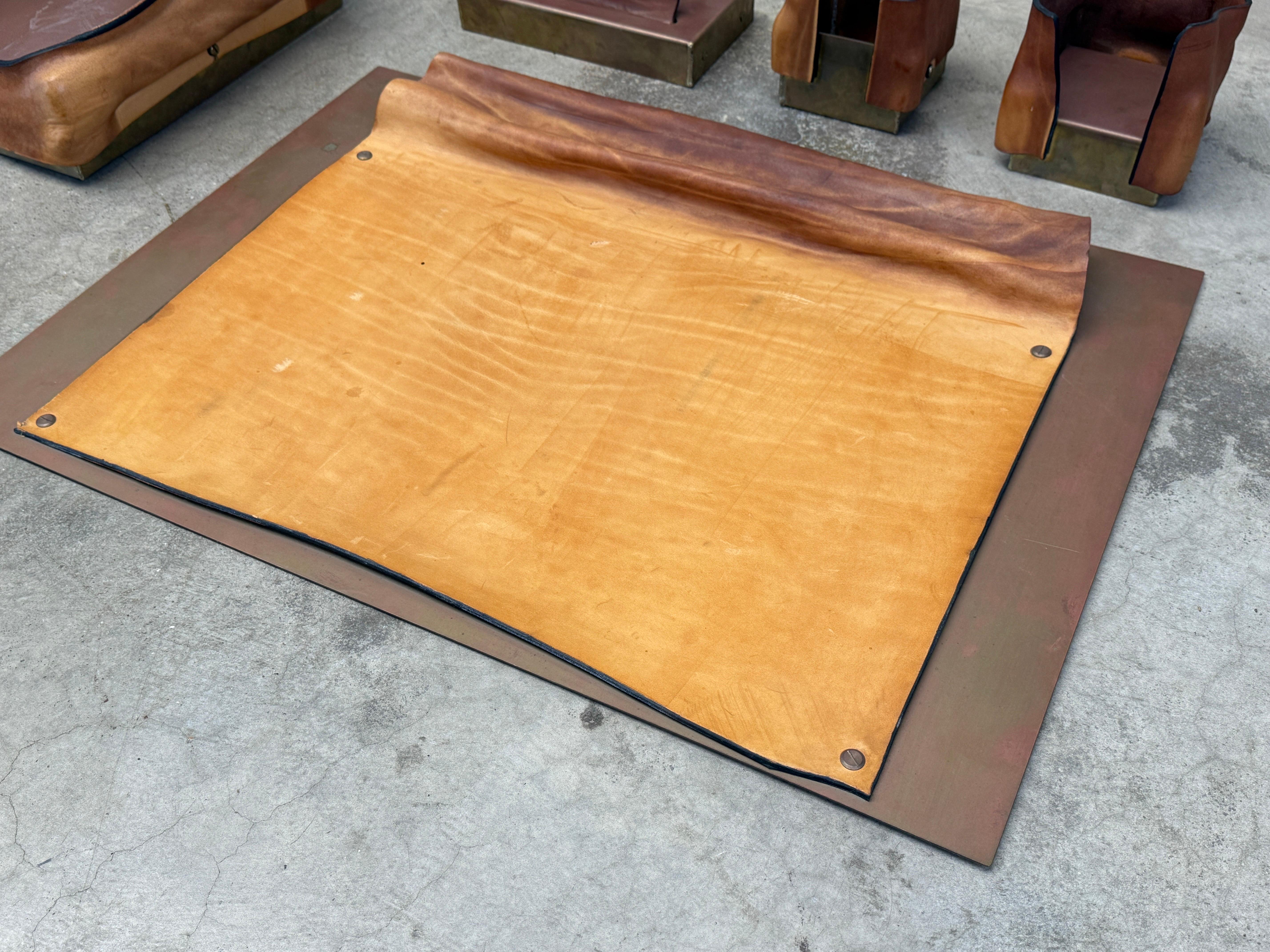 Simon Hasan Leather and Brass Desk Set in vendita 3