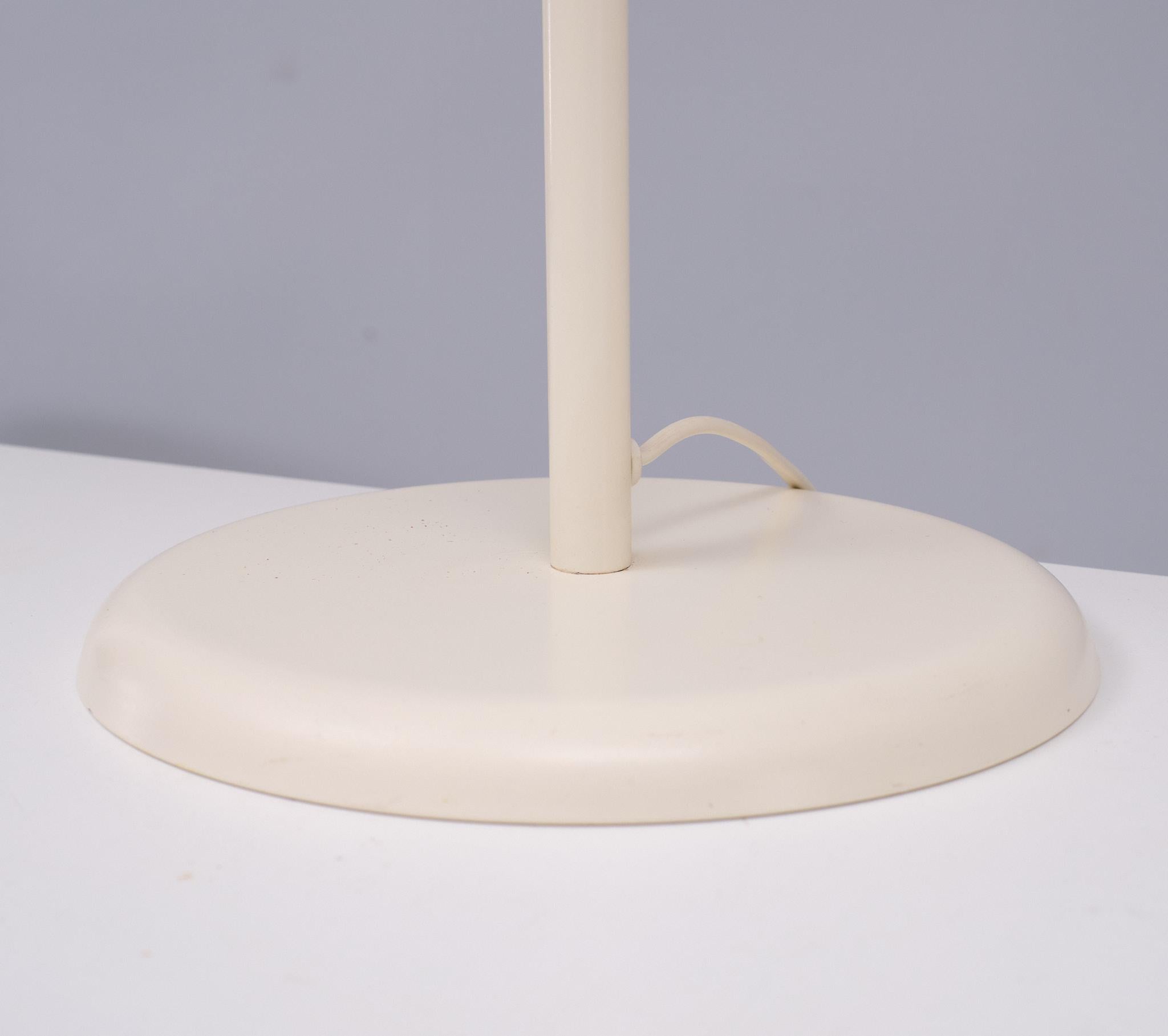 Milieu du XXe siècle Lampe de table Simon Henningsen  Belyskaer Belysning  Années 1960 Danemark  en vente