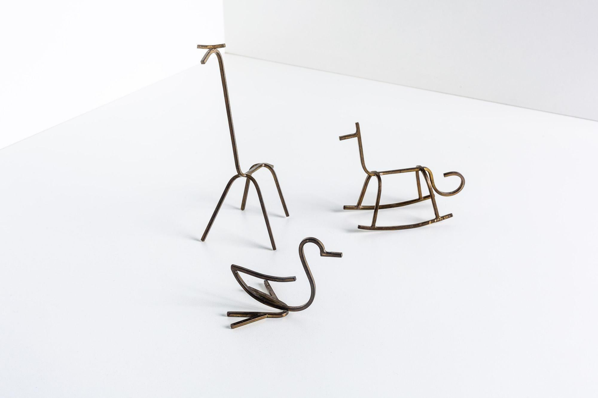 Simon Kops, Satz von minimalistischen Tierskulpturen aus Messing (amerikanisch) im Angebot