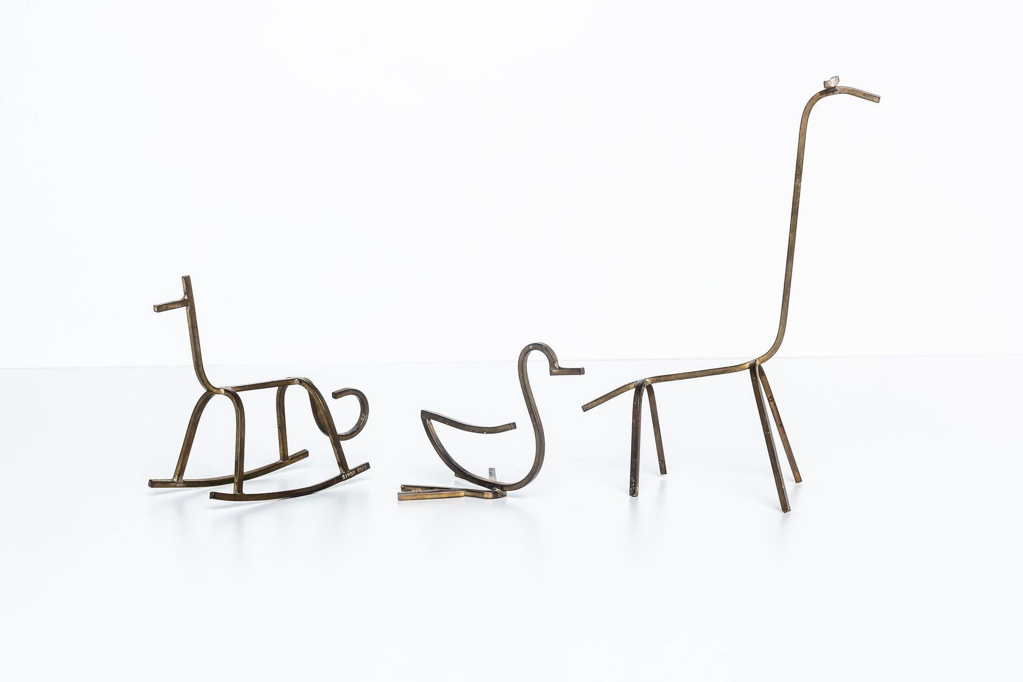 Hand-Crafted Simon Kops set of Brass Minimalist Animal Sculptures For Sale
