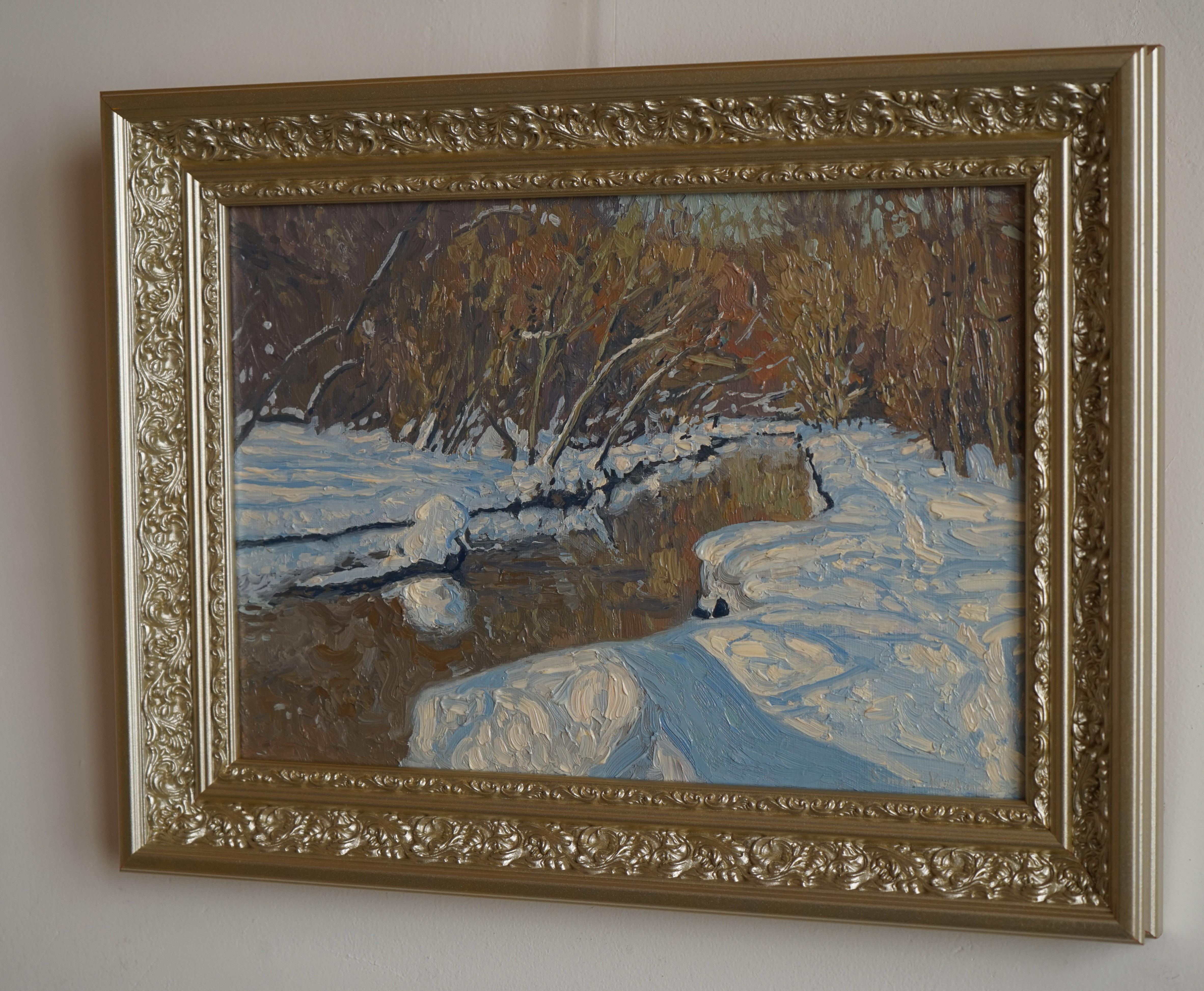 Sole di febbraio. Fiume Churilikha, paesaggio invernale di Simon Kozhin in vendita 10