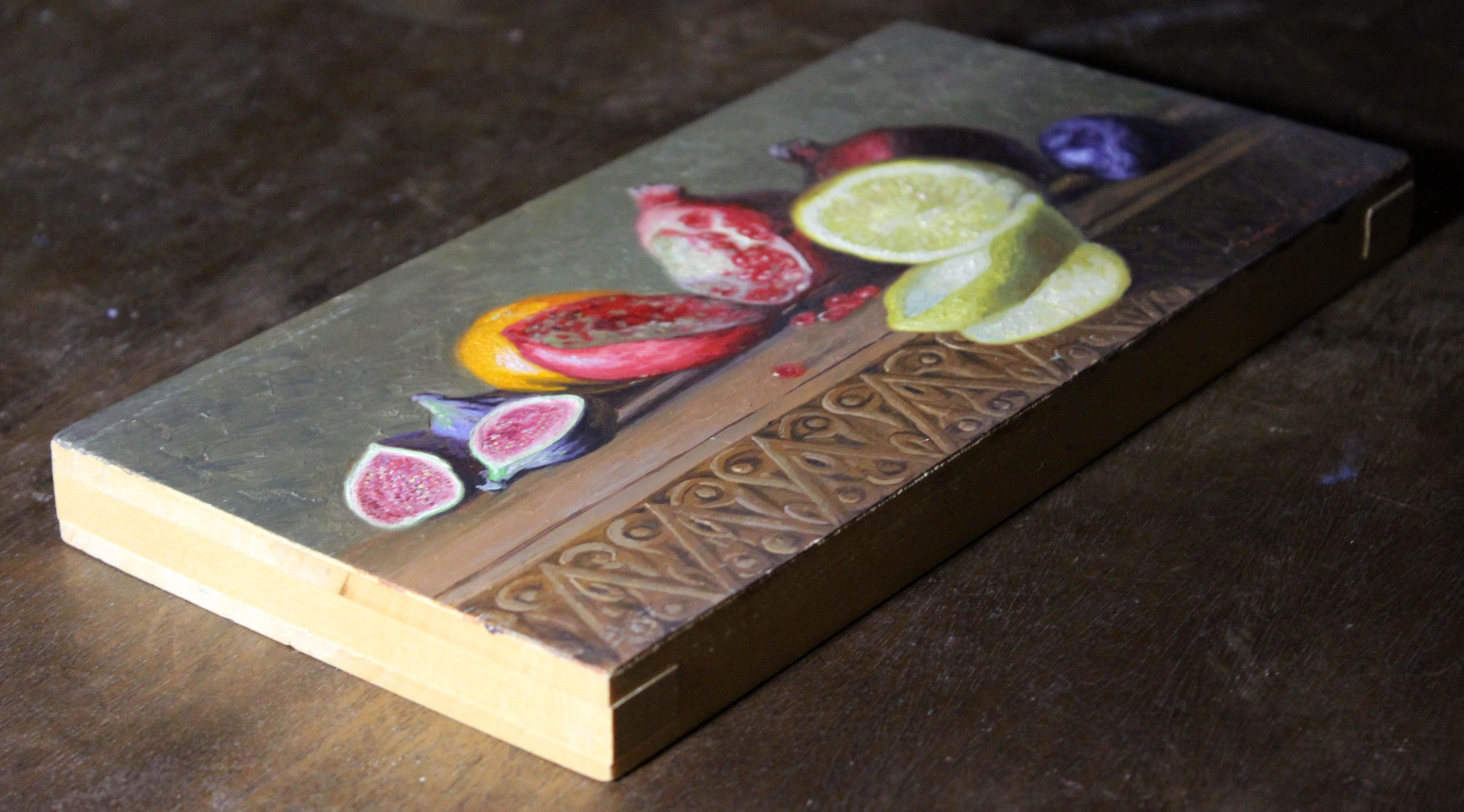 Stillleben mit Zitronen- und Granatapfel – Painting von Simon Kozhin