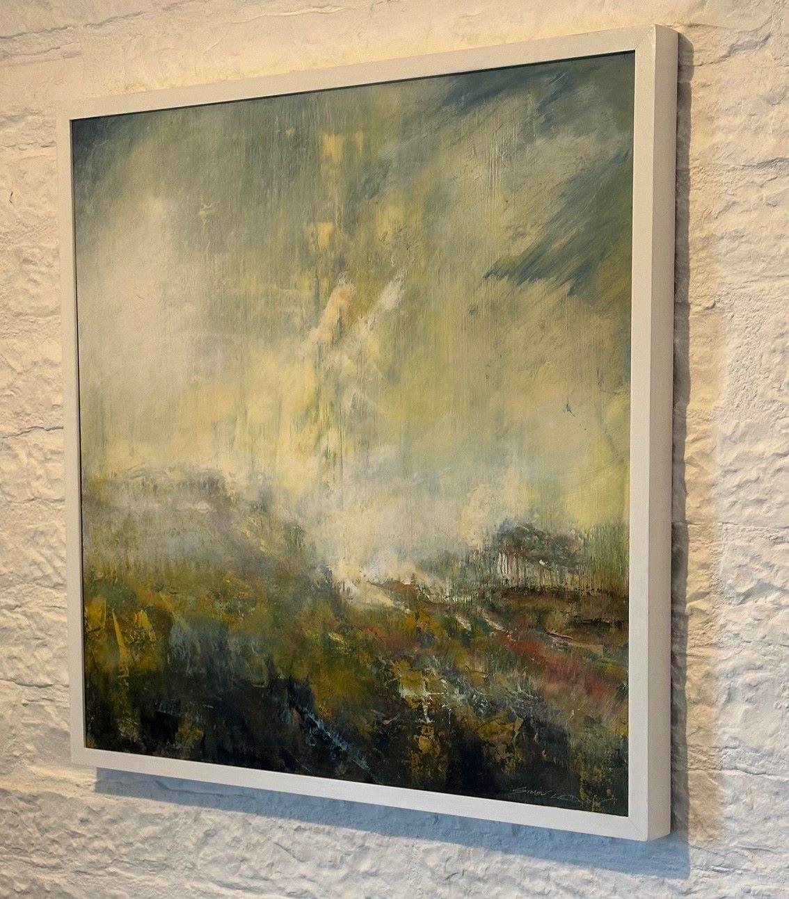 I dipinti di paesaggi di Simon sono una continua ricerca su ciò che vede, un semplice riflesso della luce su una superficie, la realtà del riflesso. Come collezione di paesaggi del Somerset, questi dipinti sono uno studio di osservazione in