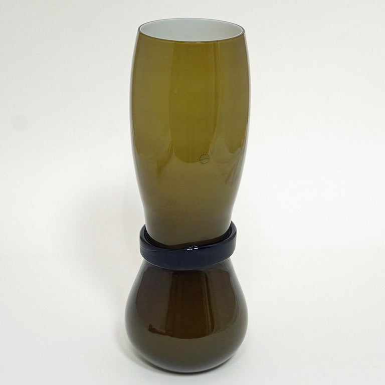 Mid-Century Modern Simon Moore for Salviati, Large Fasciati Murano Glass Vase For Sale